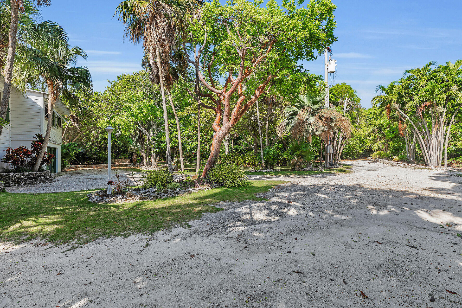89251 Old Highway Property Photo 31