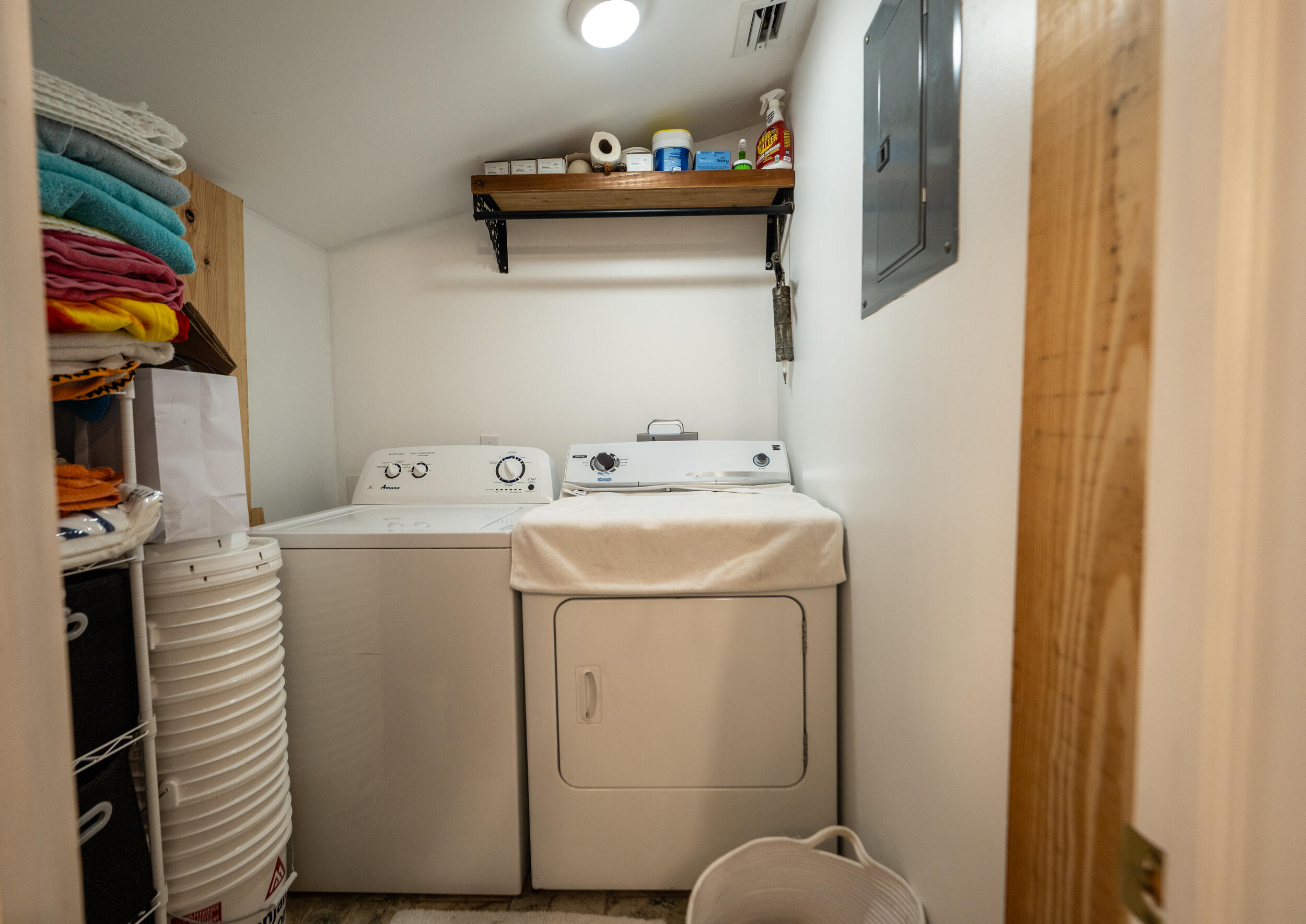 1124 Catherine Street, 202 Property Photo 14