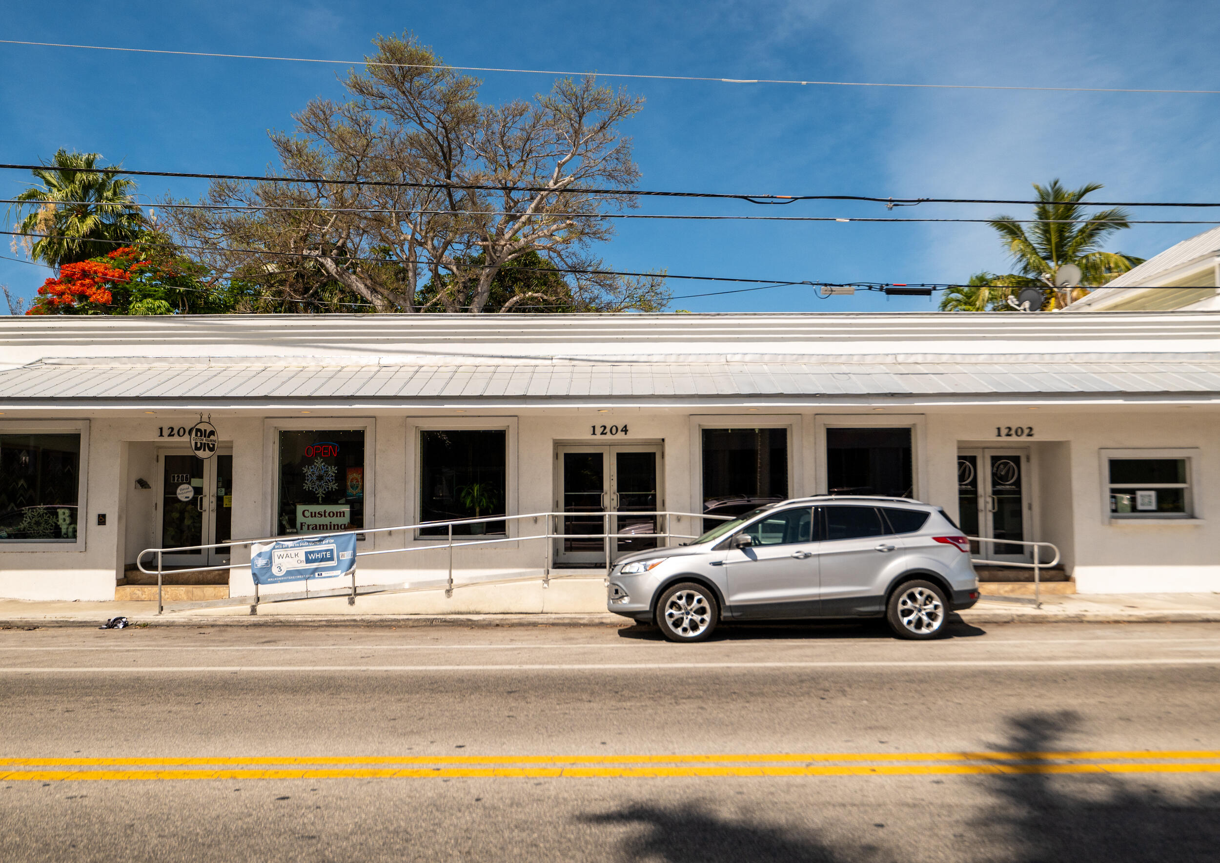 1204 White Street Property Photo 3