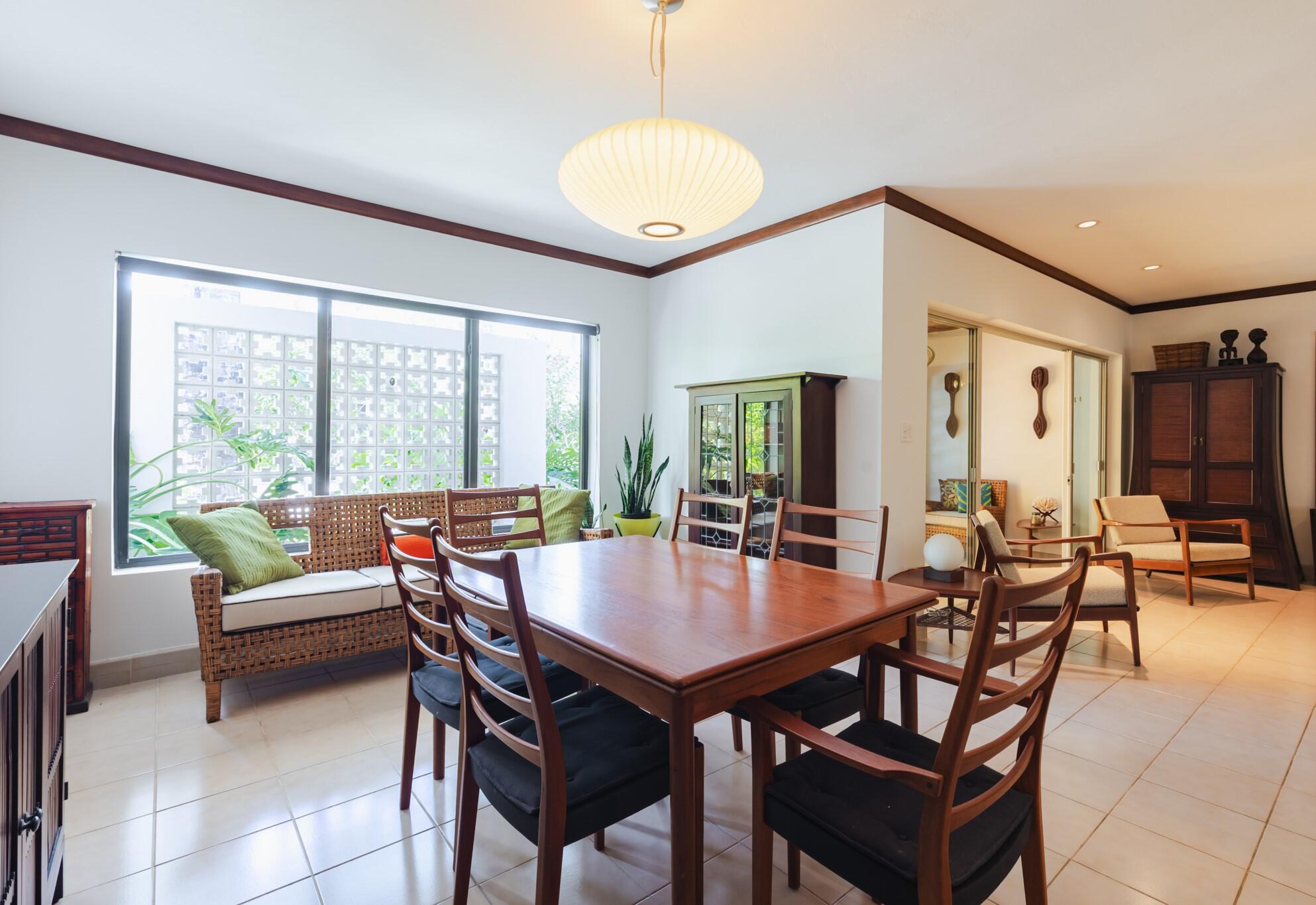 1110 Johnson Street Property Photo 6