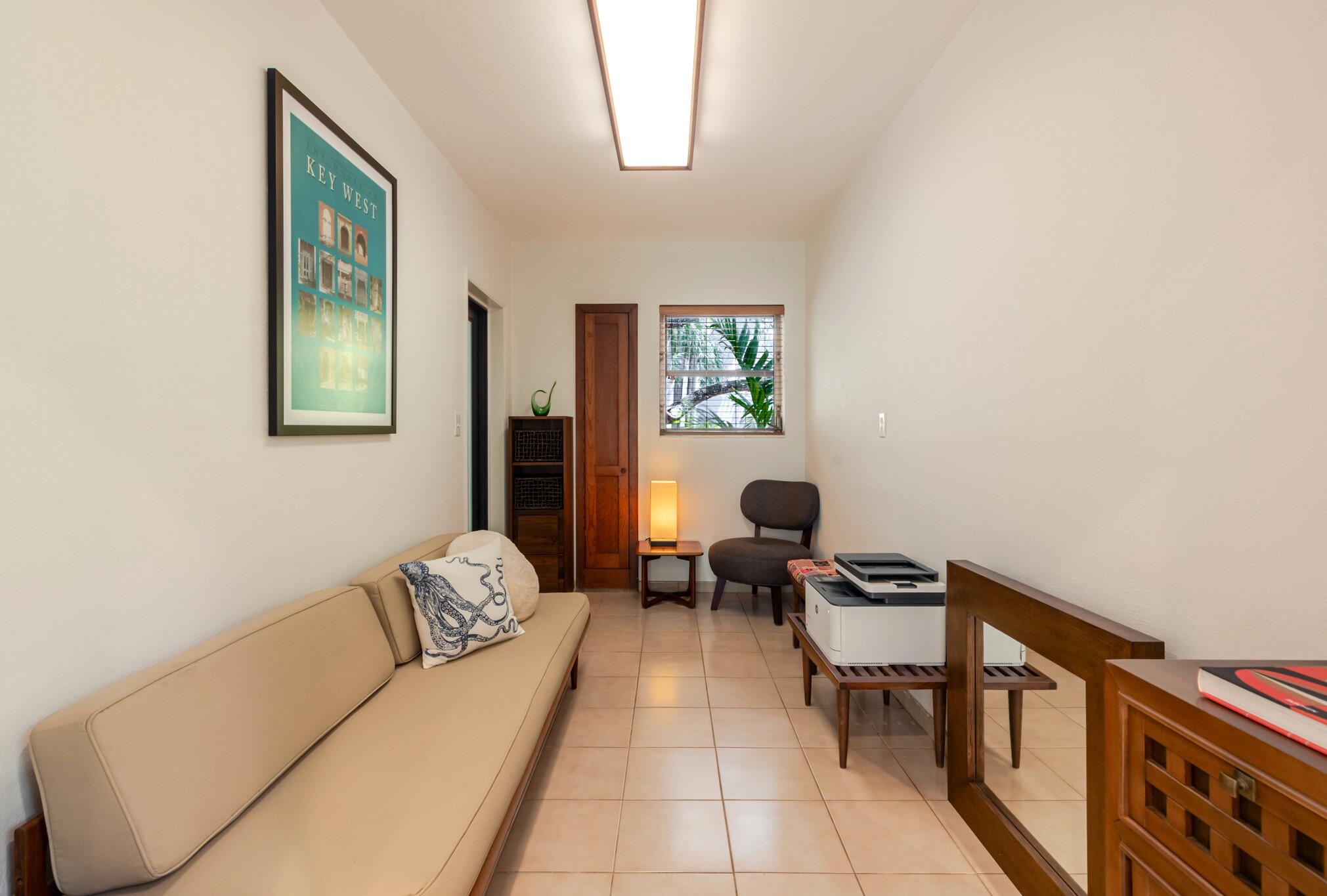 1110 Johnson Street Property Photo 23