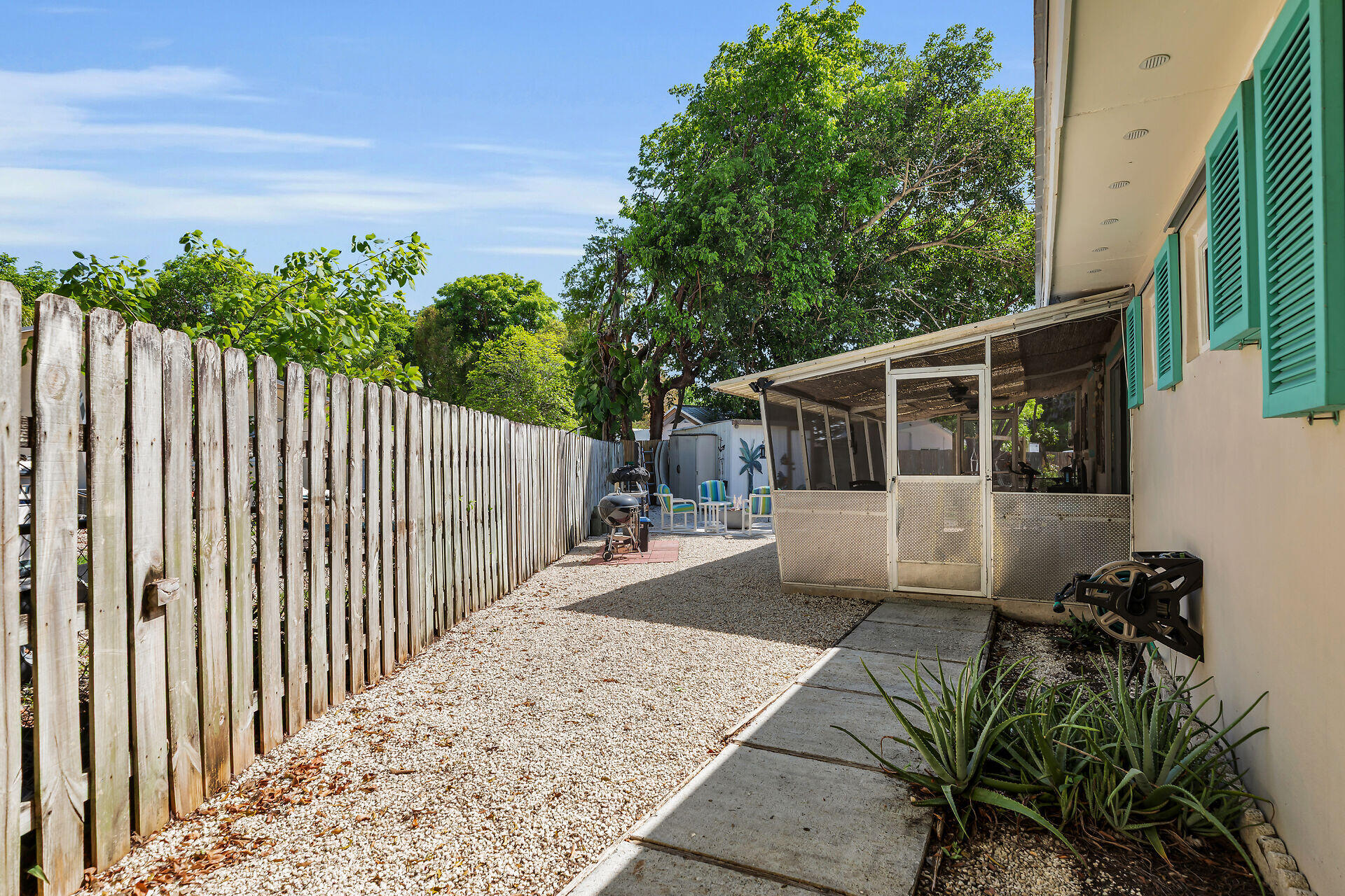 634 Ponce De Leon Boulevard Property Photo 31