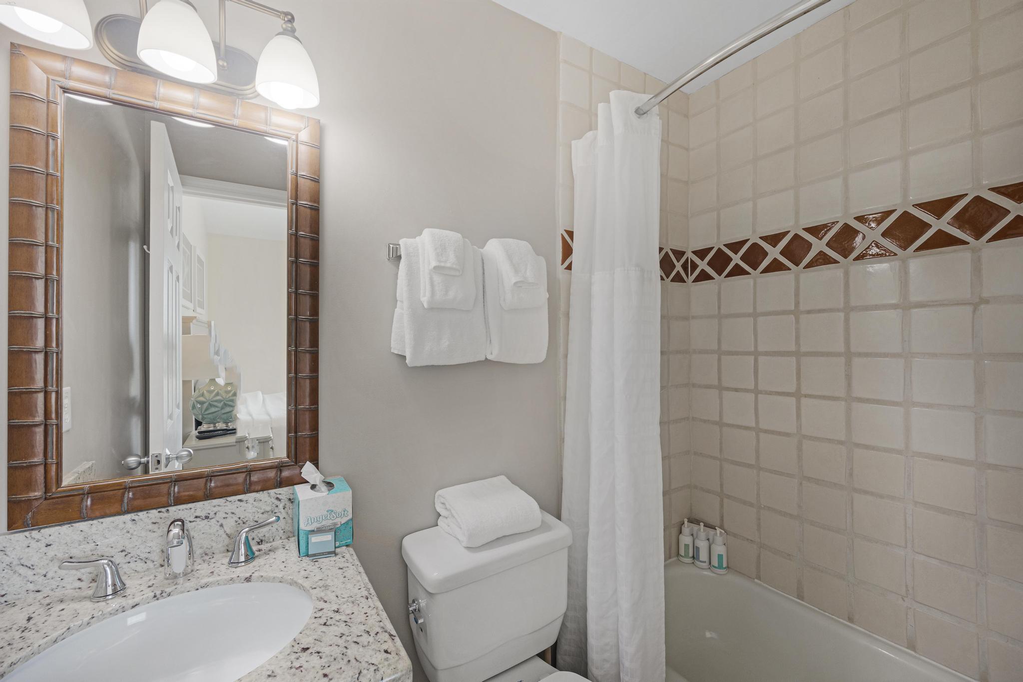 6005 Marina Villa Drive, C-019 Property Photo 38