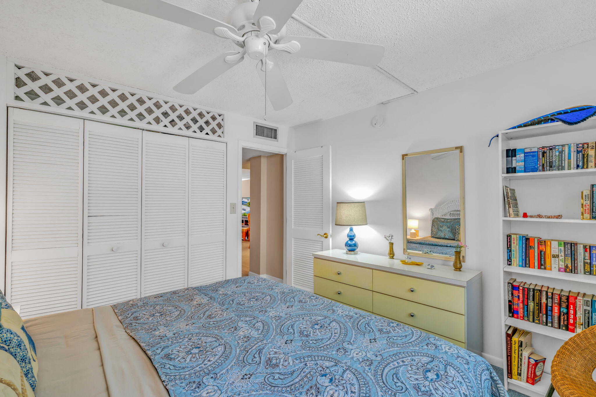 201 E Ocean Drive, 211 Property Photo 21