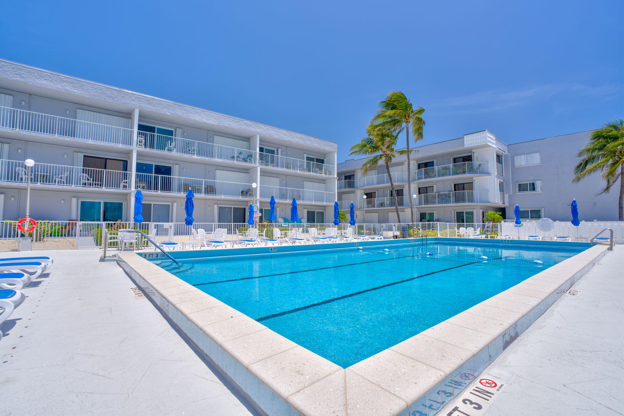 201 E Ocean Drive, 211 Property Photo 25