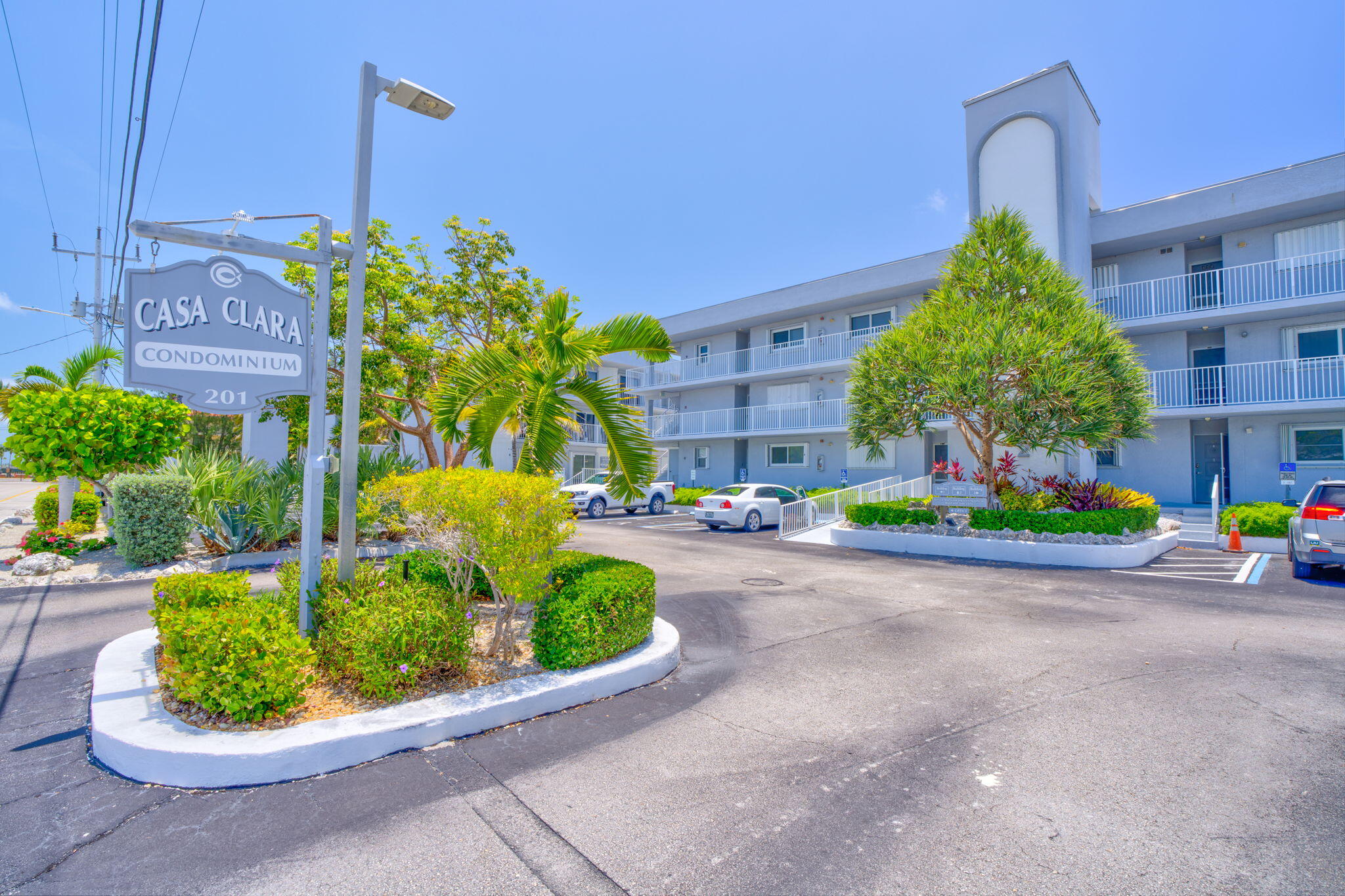 201 E Ocean Drive, 211 Property Photo 34