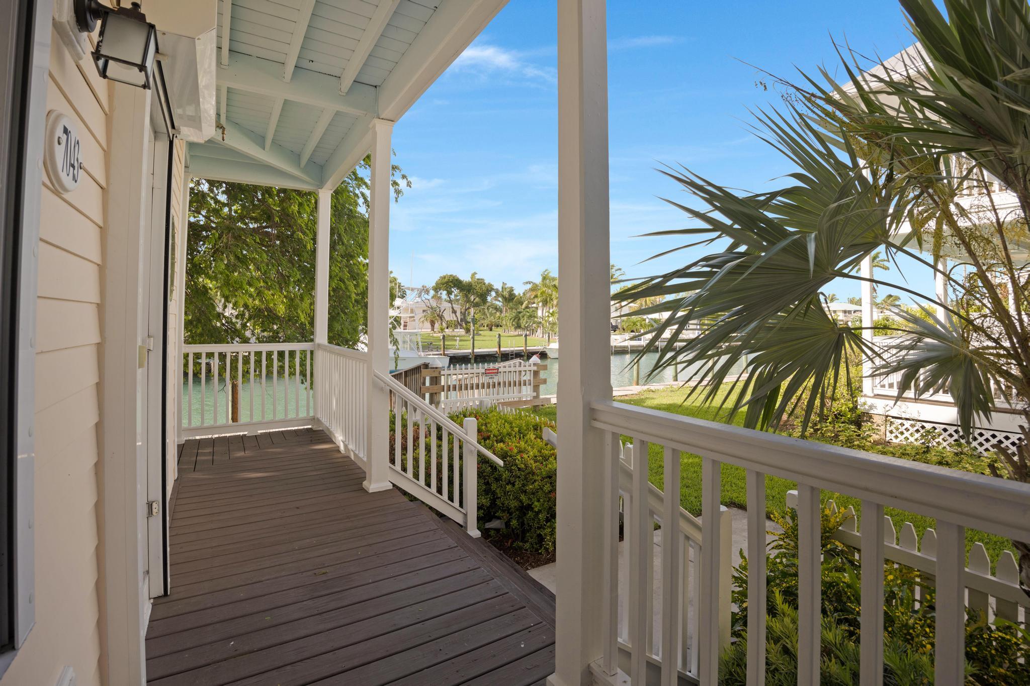 7043 Harbor Village Drive Property Photo 4