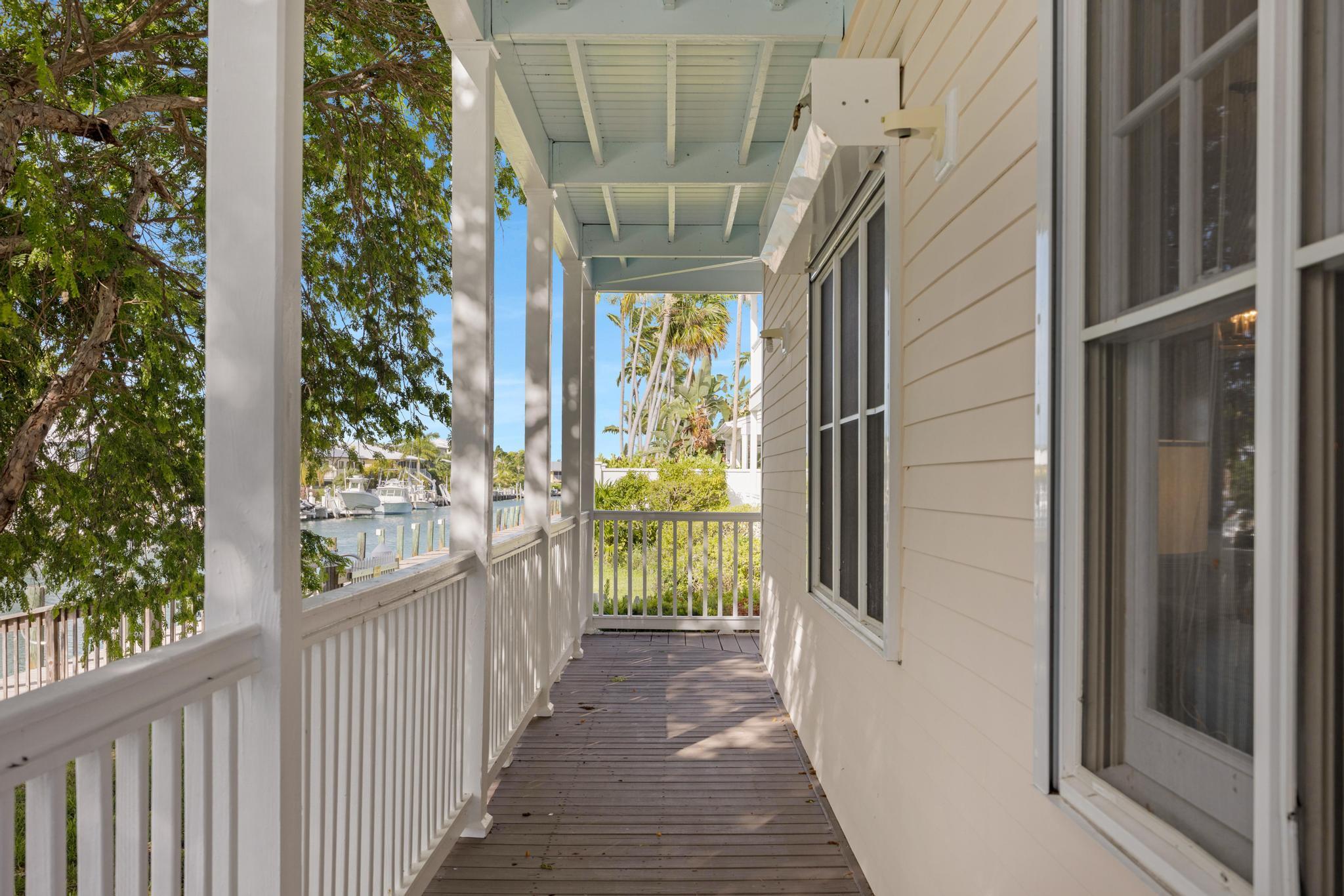 7043 Harbor Village Drive Property Photo 6