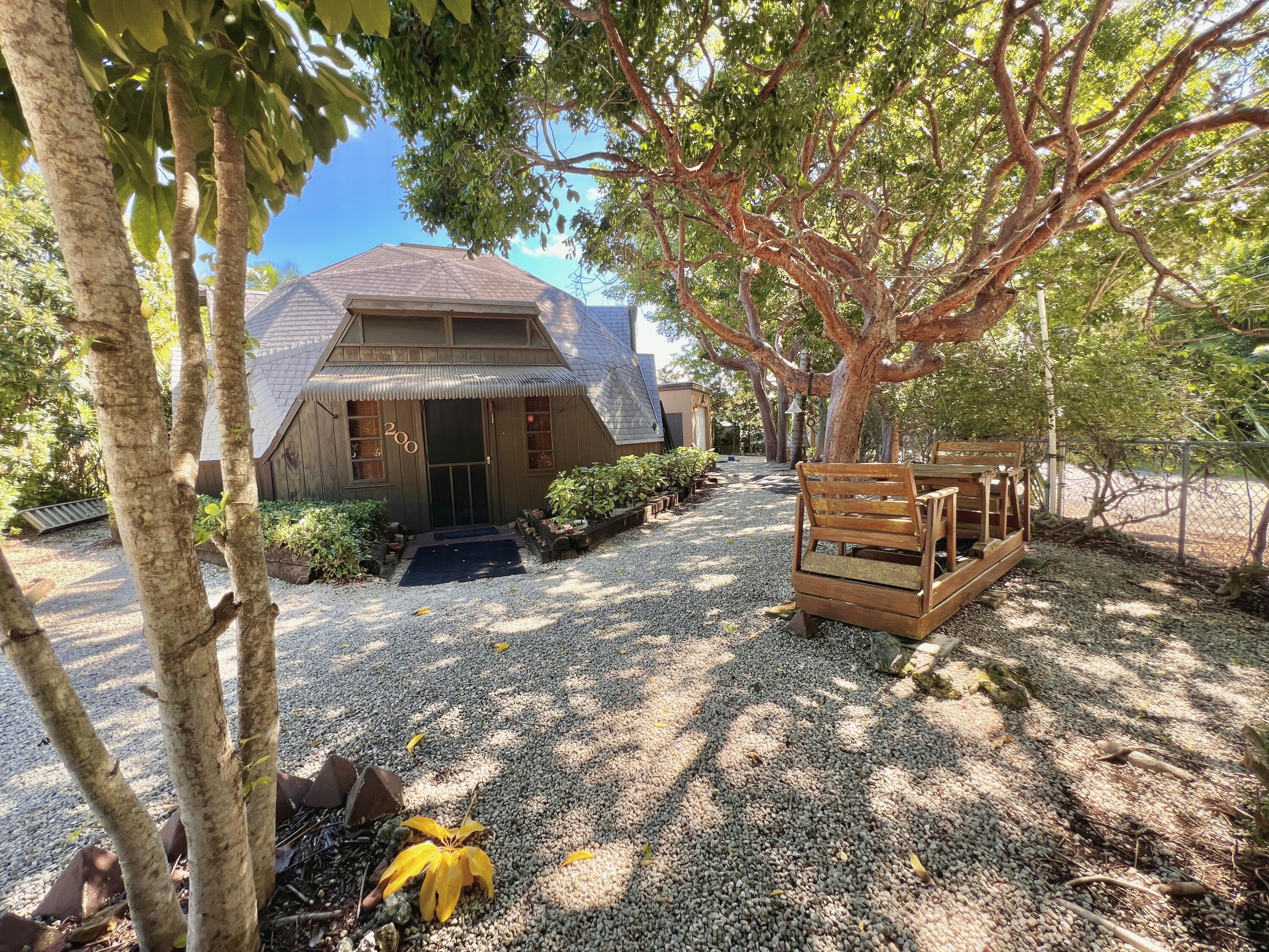 200 Cuba Road Property Photo 1