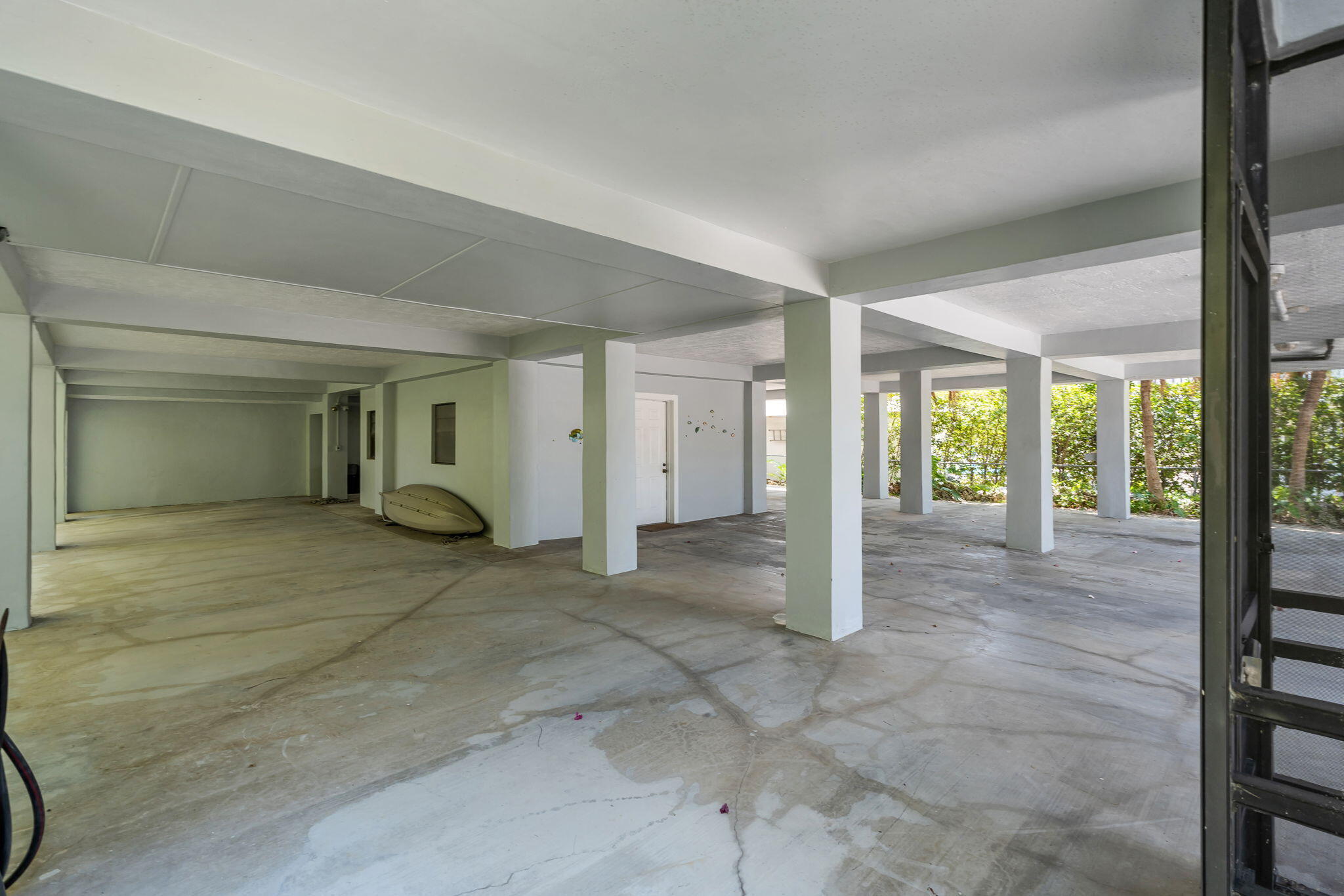 8 South Drive Property Photo 39
