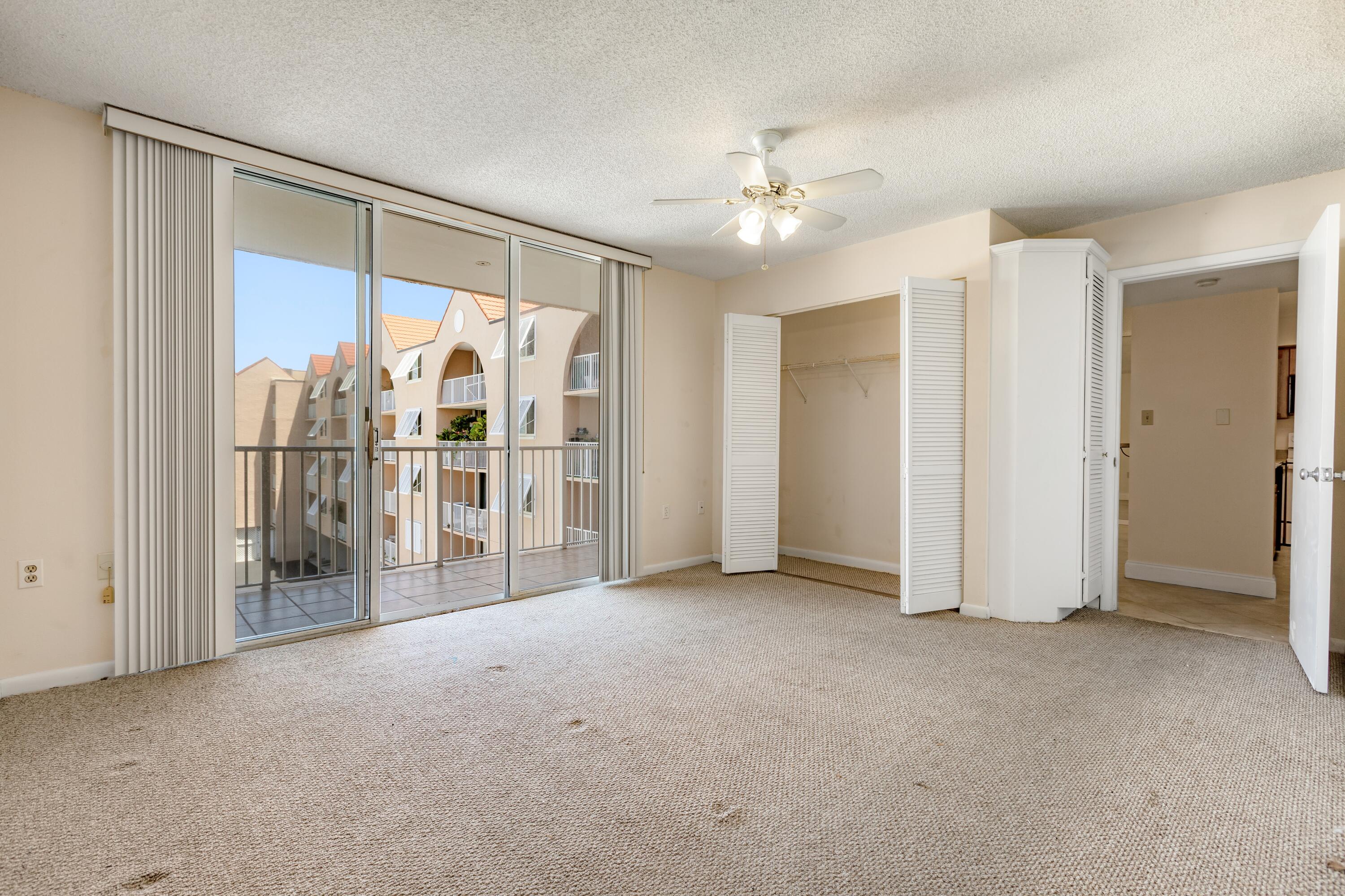 3930 S 3930 Roosevelt Boulevard, N302 Property Photo 14