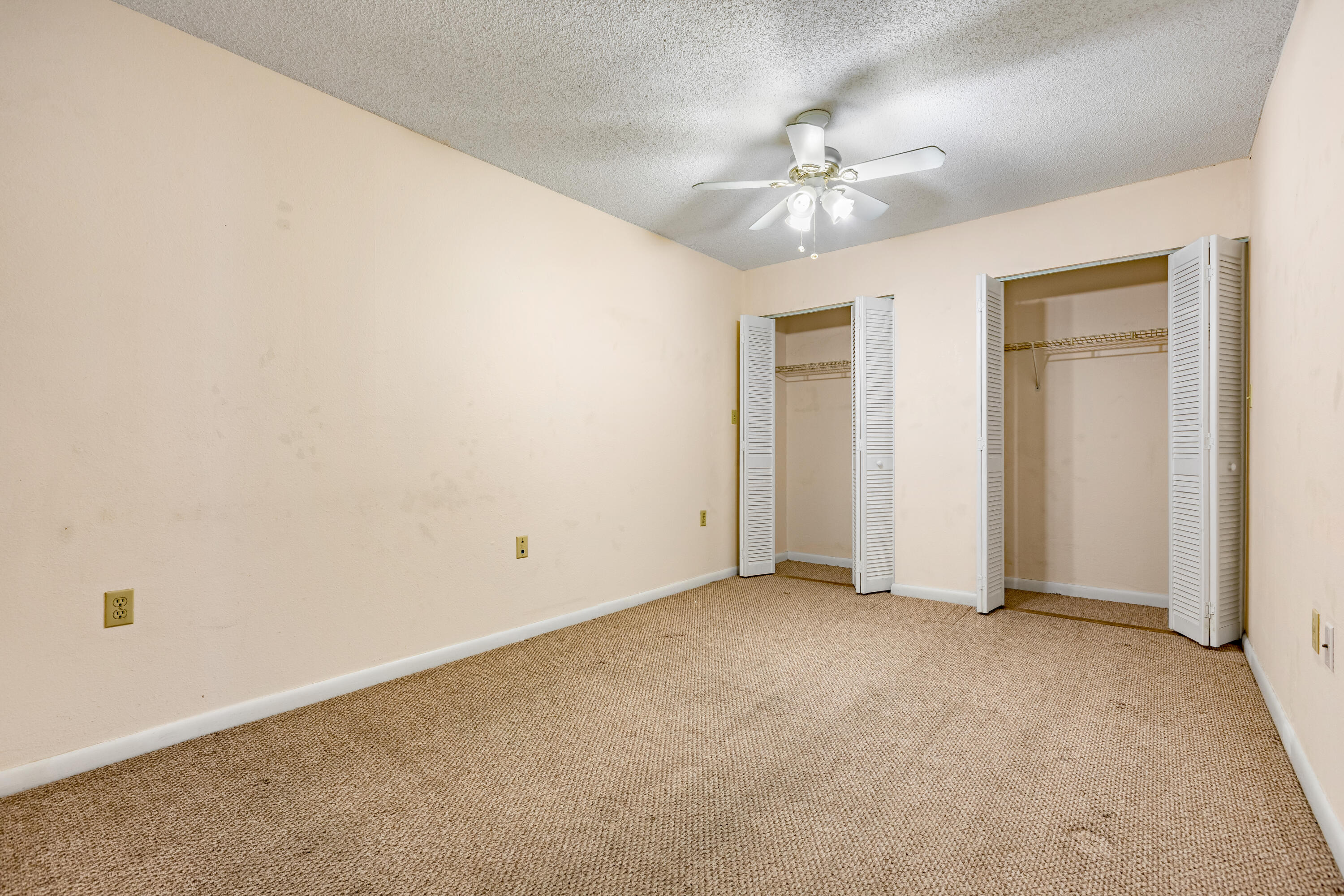 3930 S 3930 Roosevelt Boulevard, N302 Property Photo 17