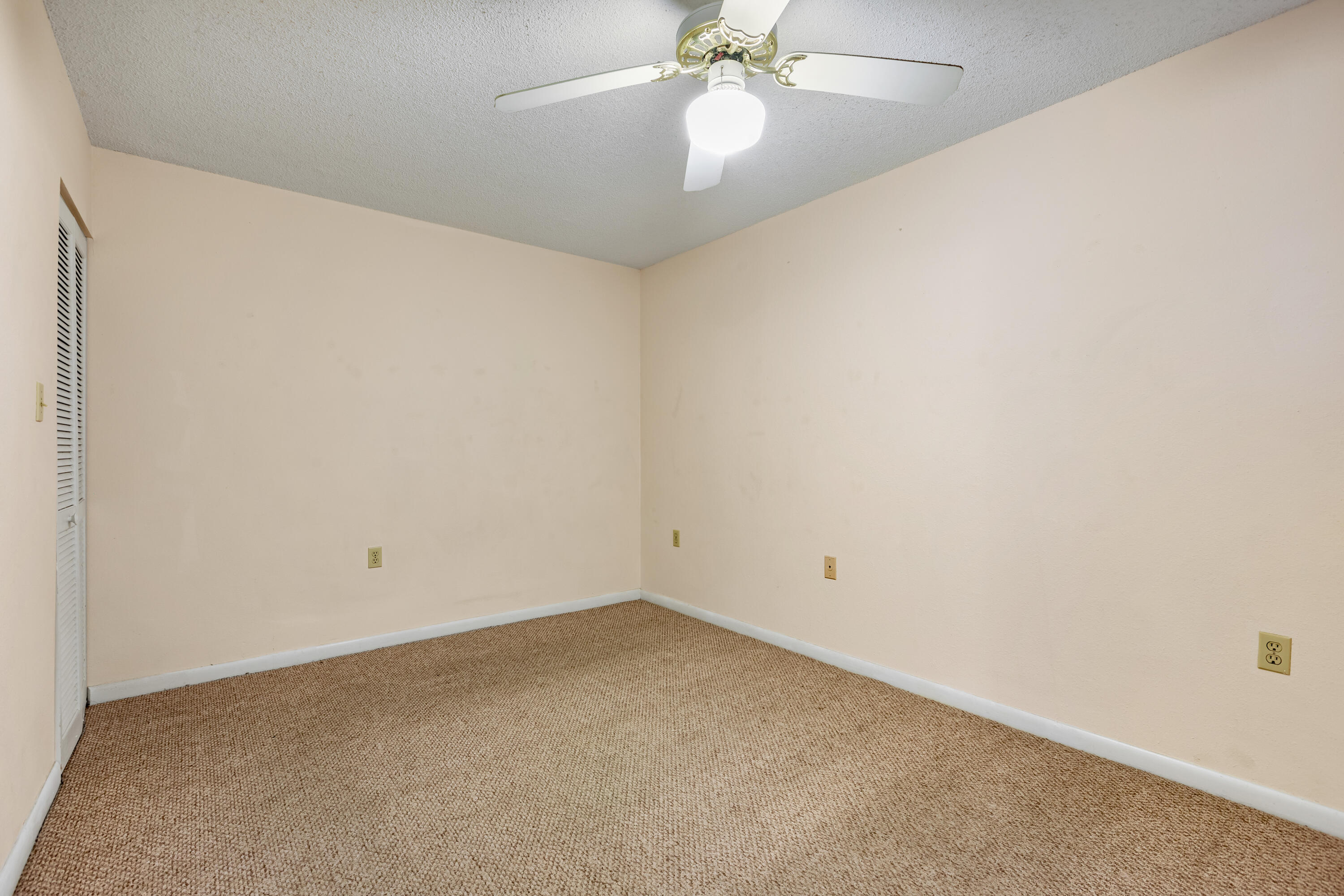 3930 S 3930 Roosevelt Boulevard, N302 Property Photo 20