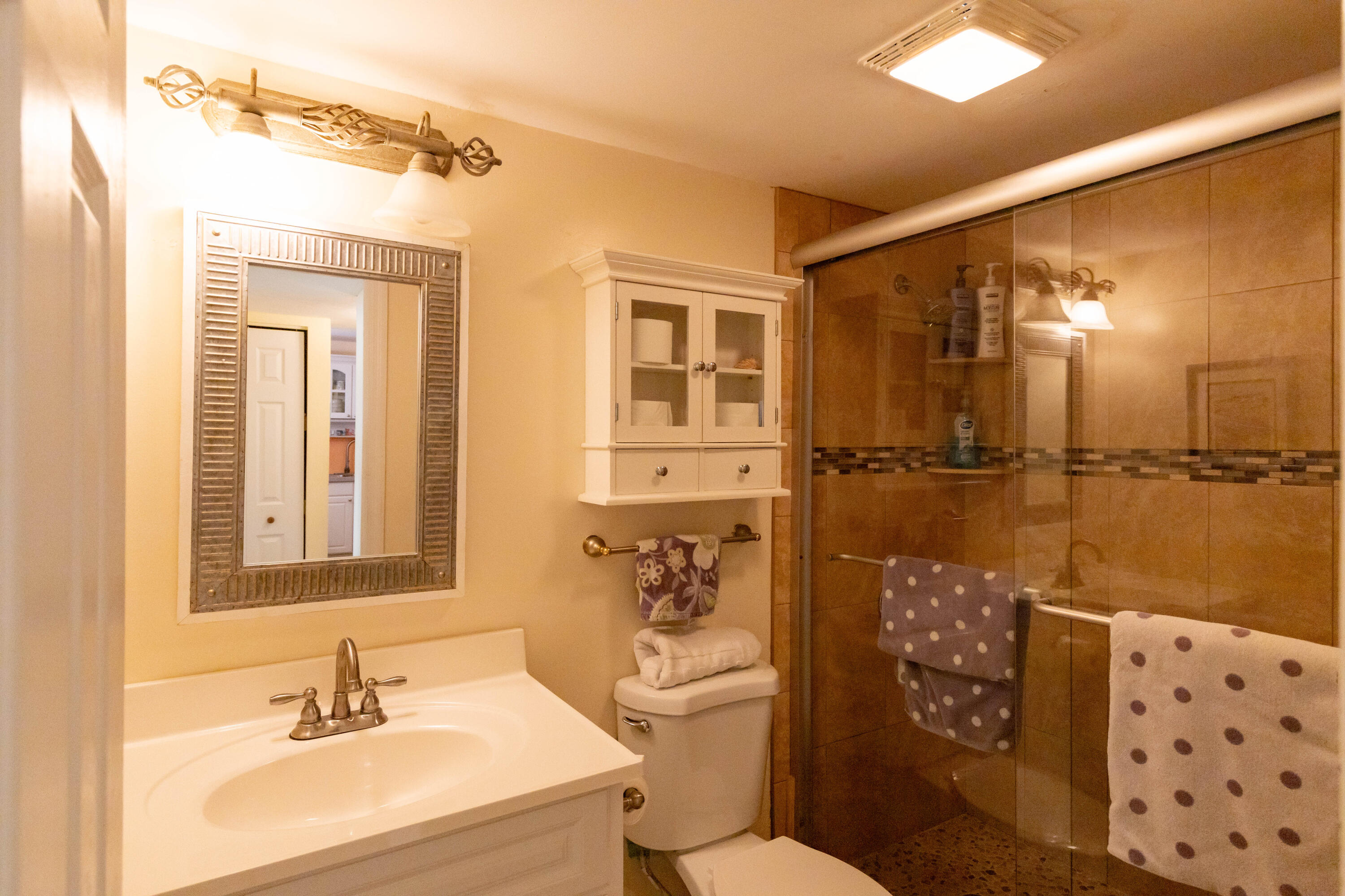 104350 Overseas Highway, A204 Property Photo 9