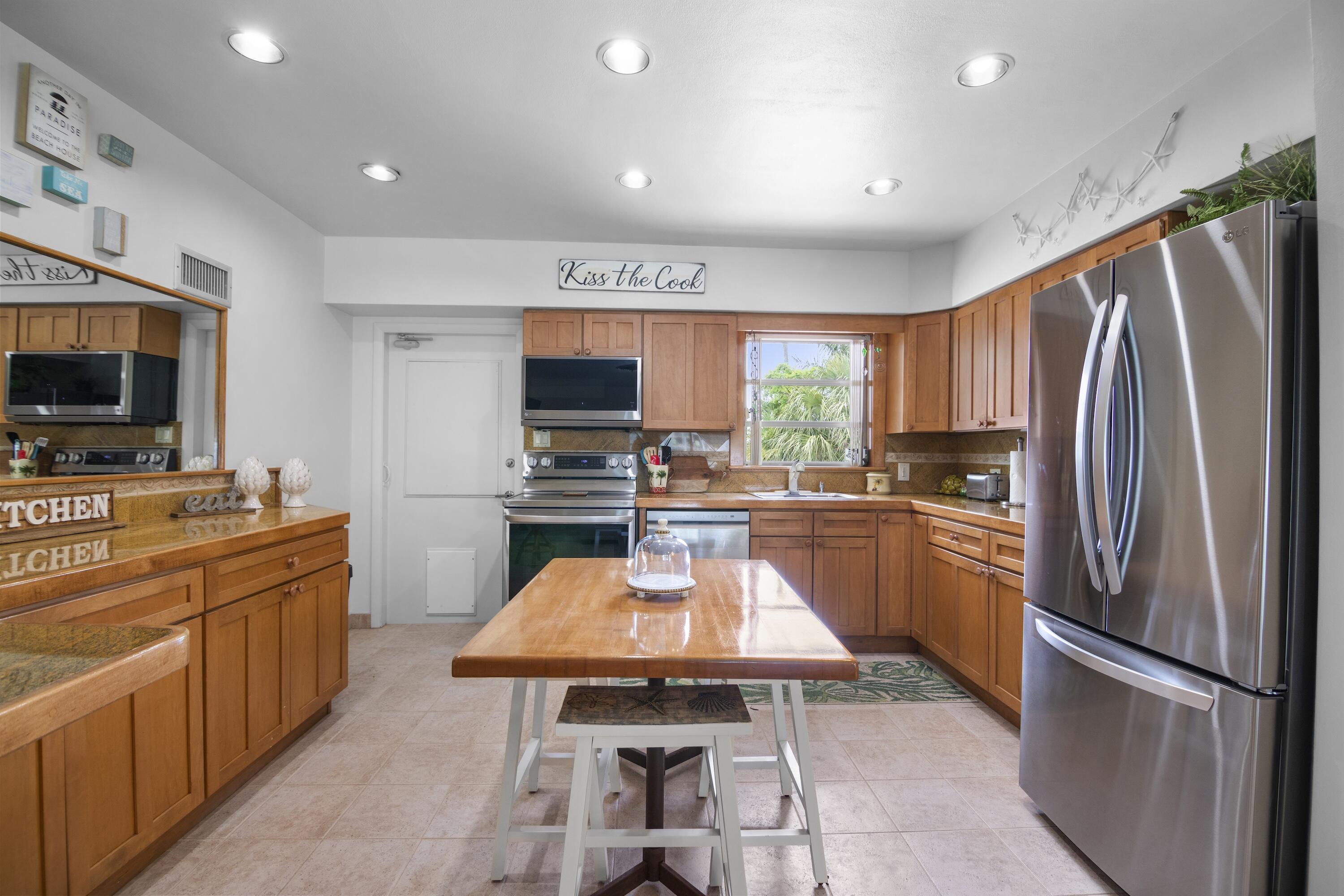 470 122nd Street Property Photo 23
