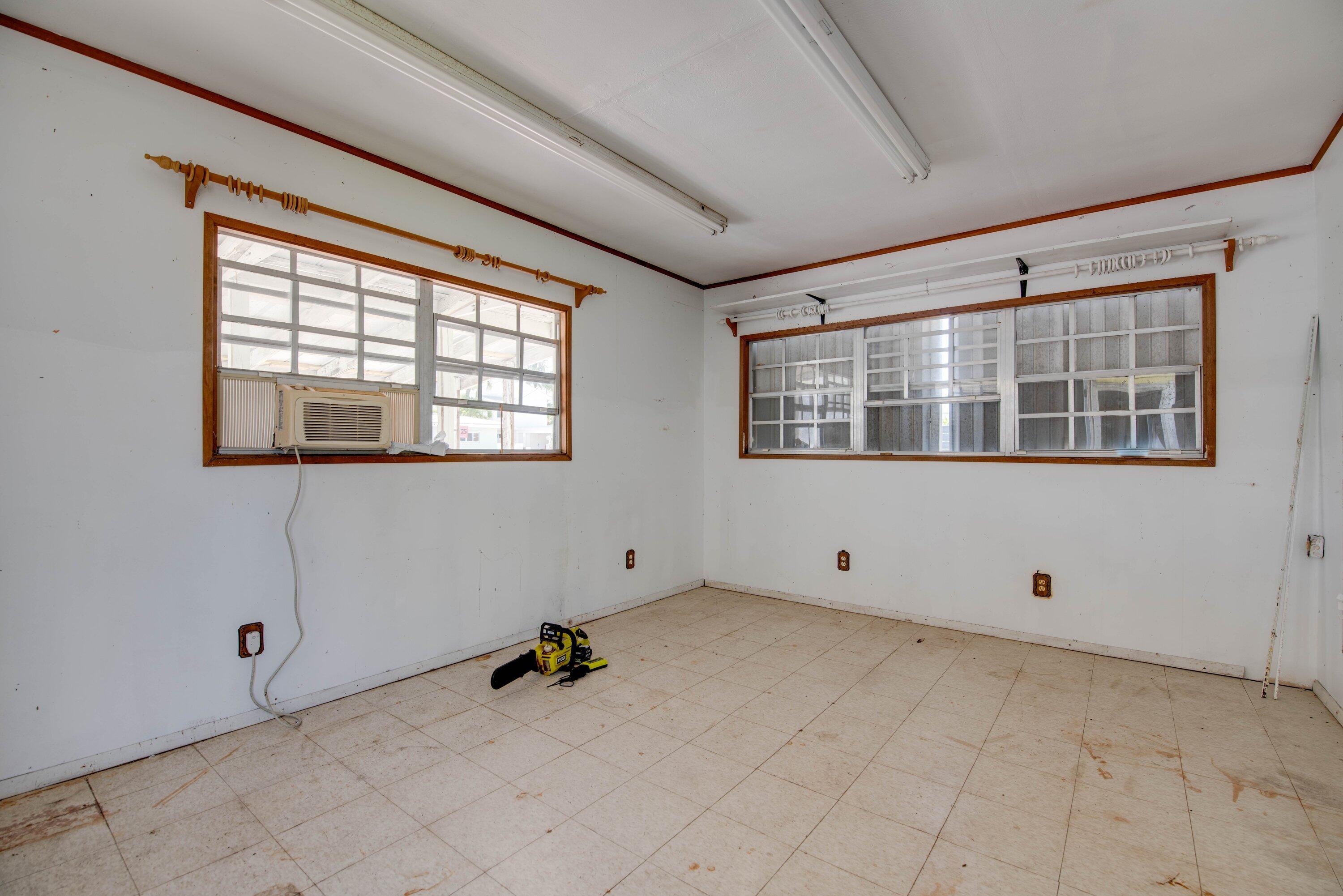 3746 Paula Avenue Property Photo 21