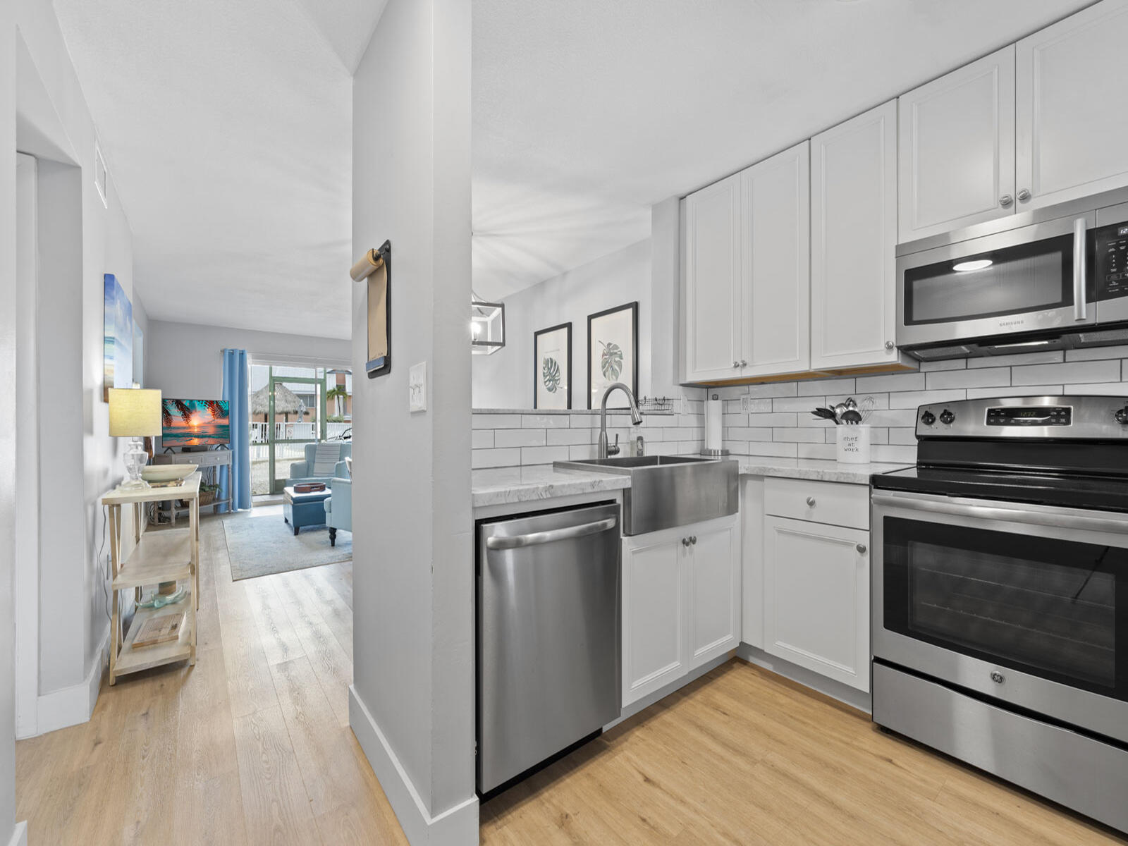 98321 Windward Avenue Property Photo 1