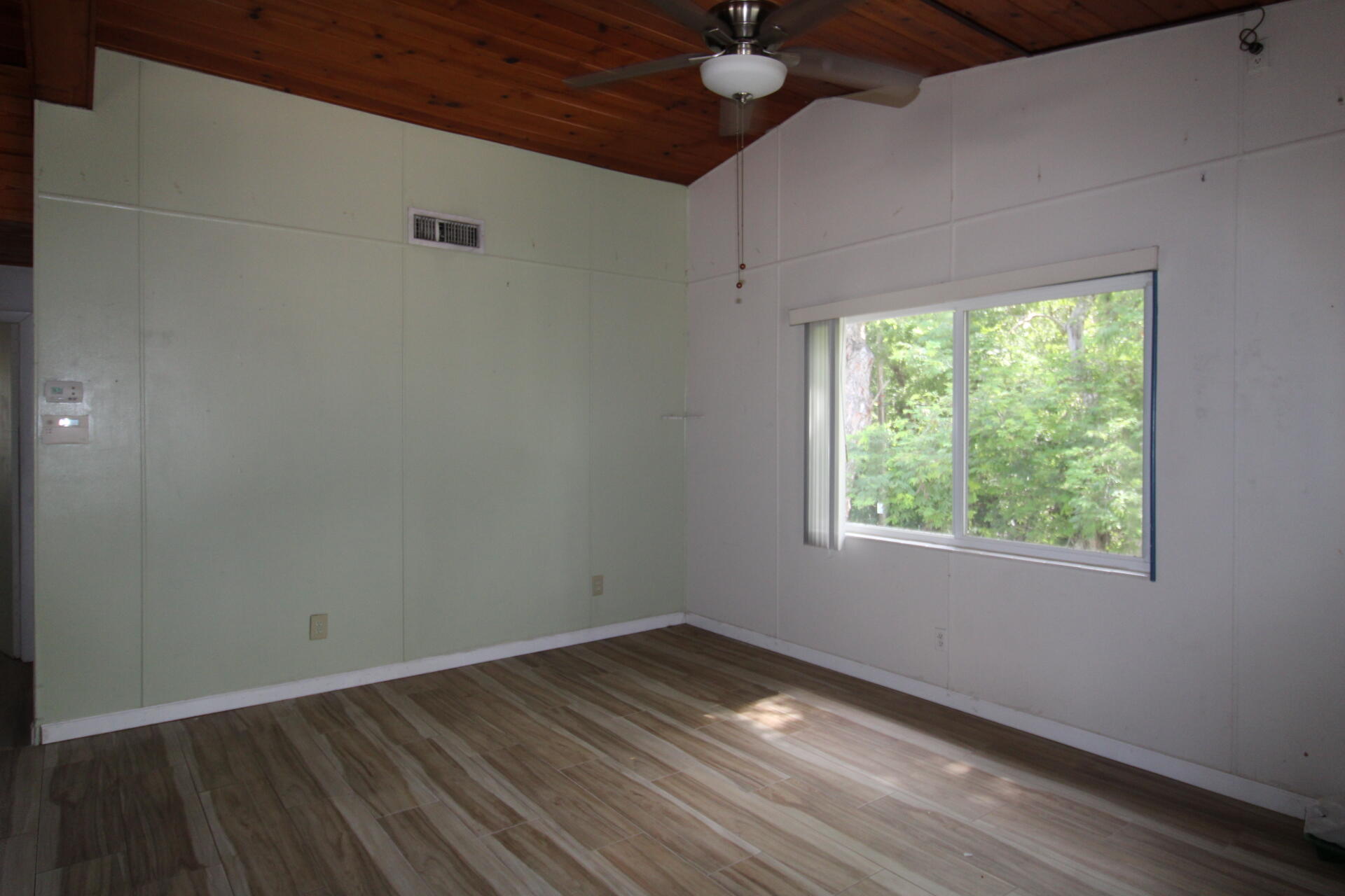 141 Gumbo Limbo Drive Property Photo 9