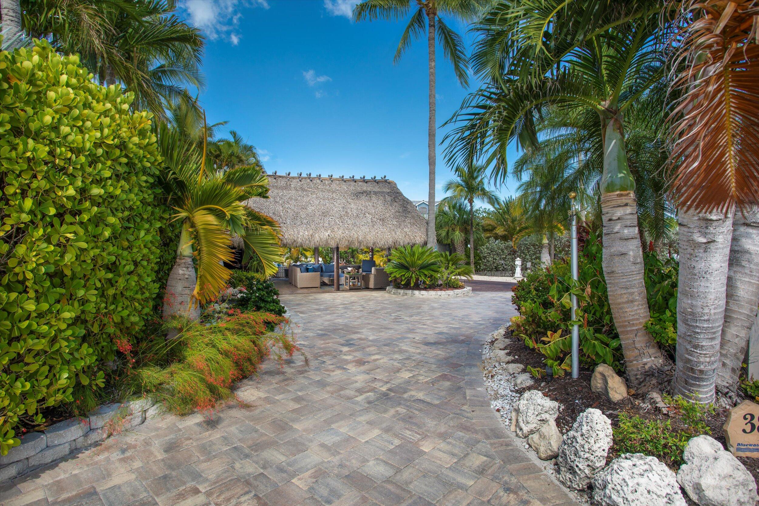 2950 Overseas Highway, 38 Property Photo 2