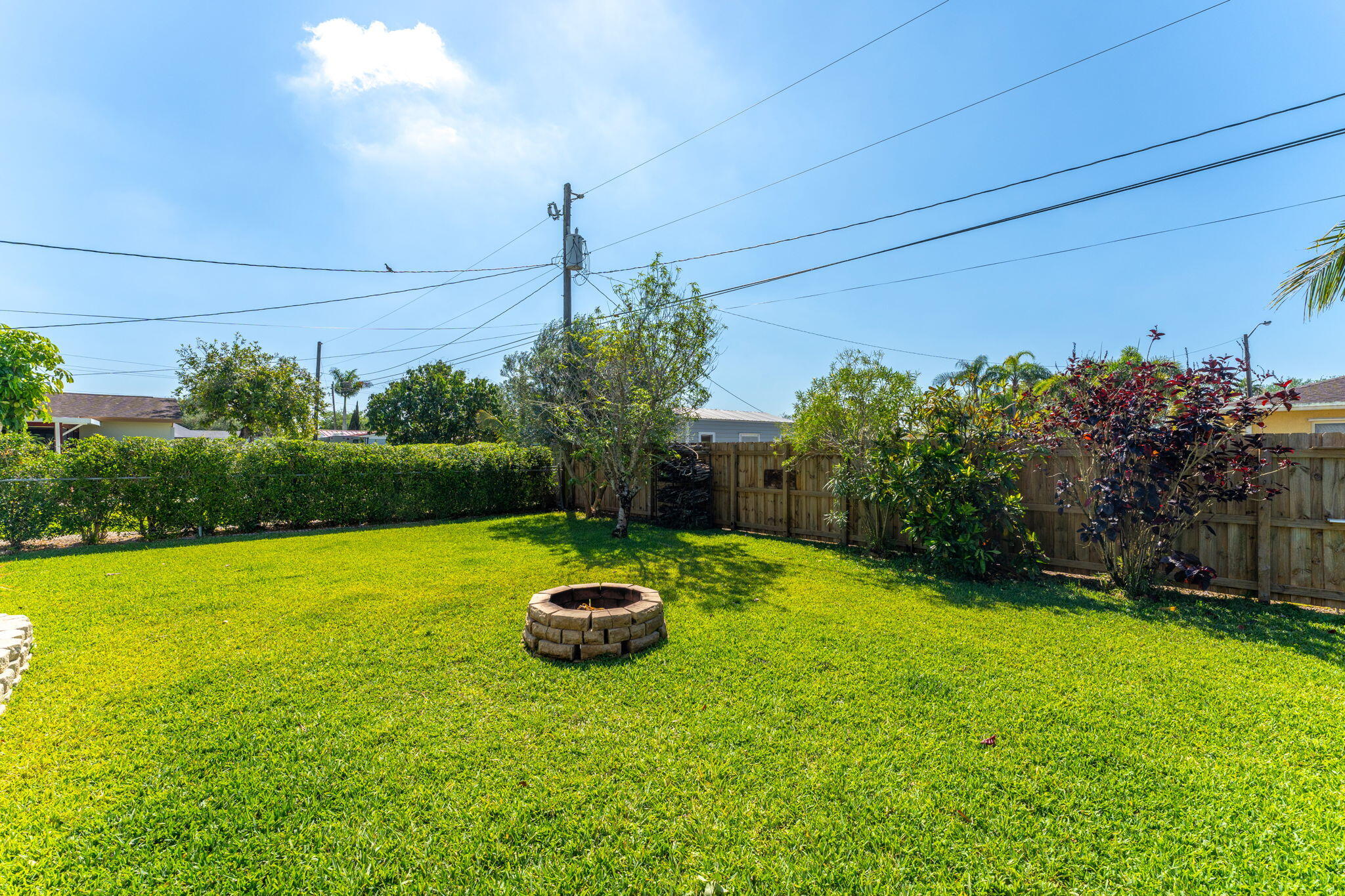 240 Nw 19th Street Property Photo 30