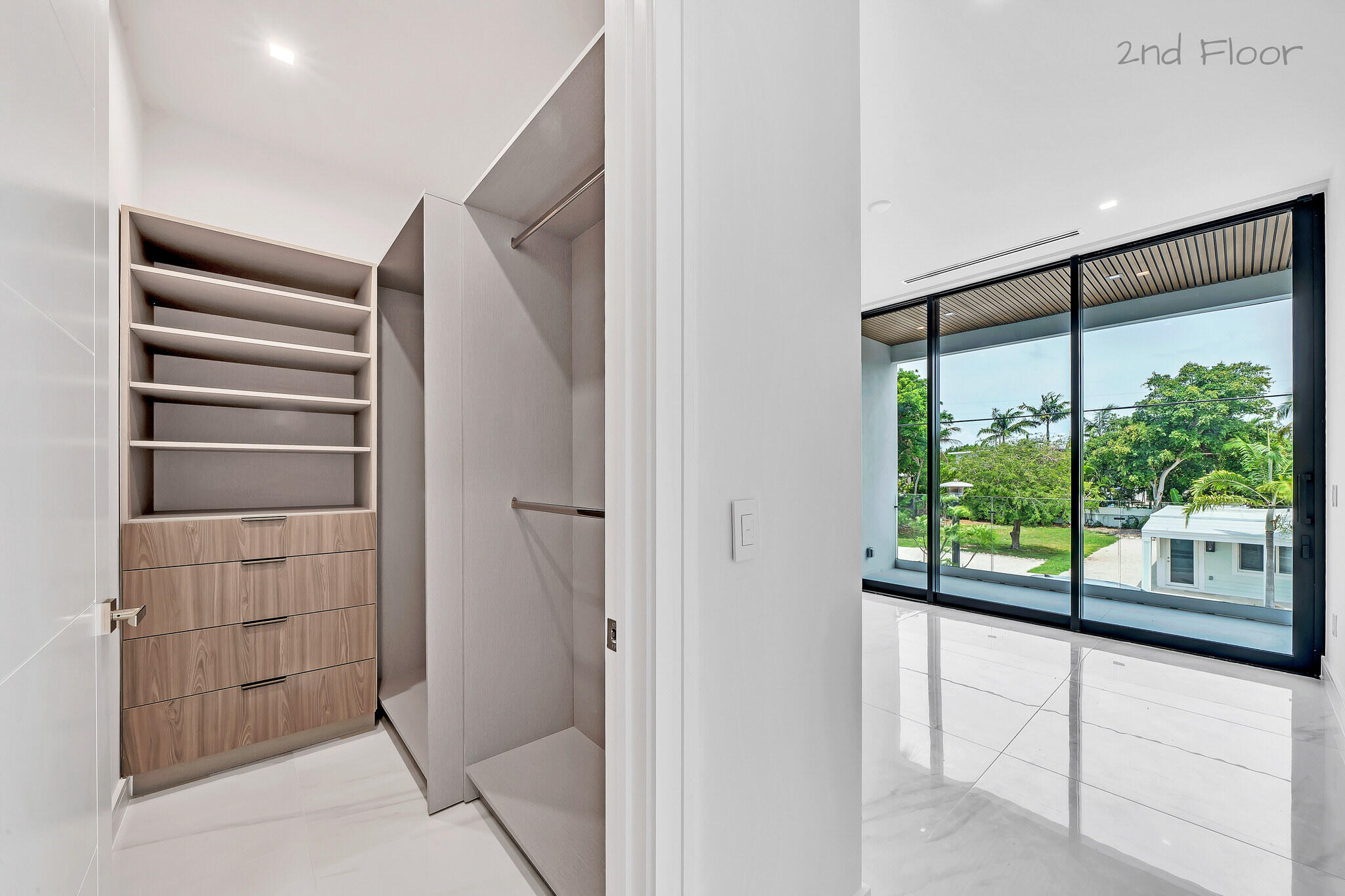 16 Seaside Avenue Property Photo 30