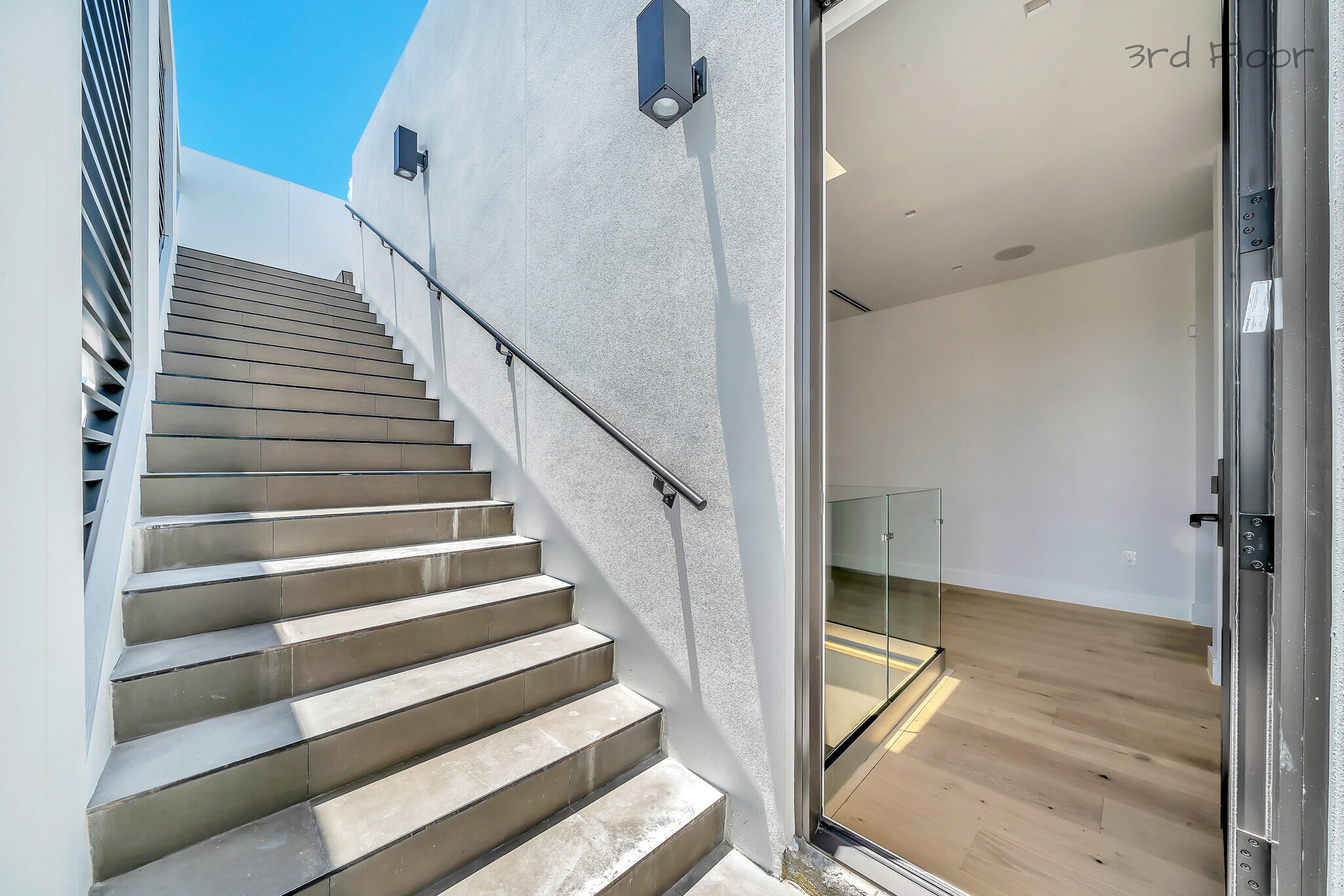 16 Seaside Avenue Property Photo 40