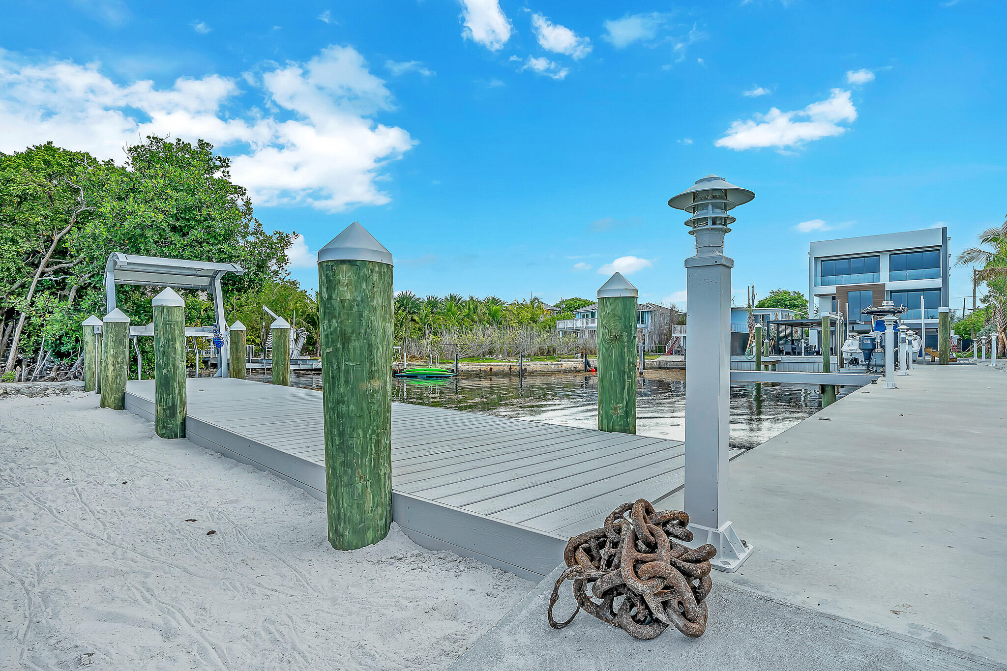 16 Seaside Avenue Property Photo 45