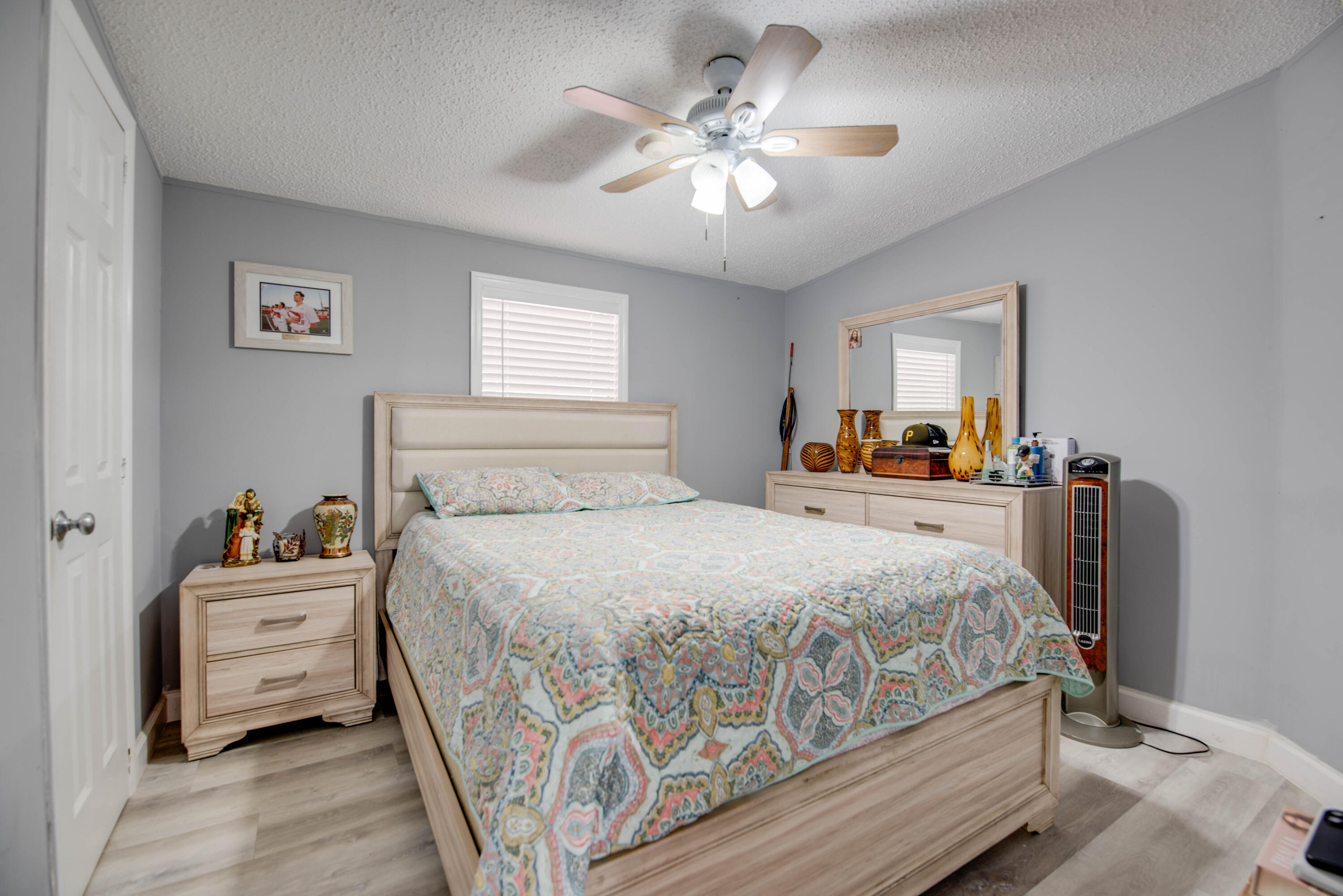 6460 Sunshine Street Property Photo 16