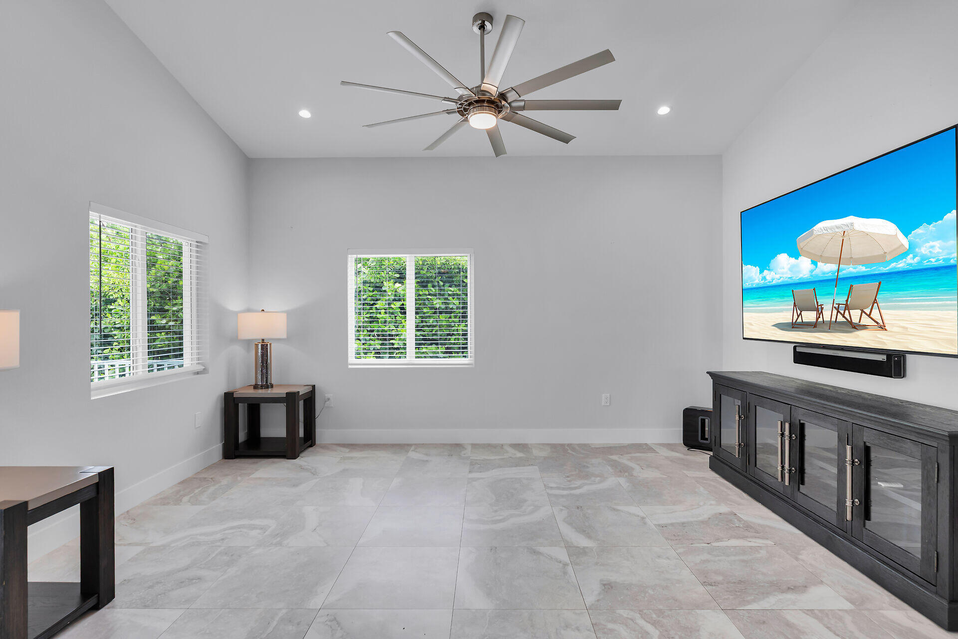 811 La Paloma Road Property Photo 11