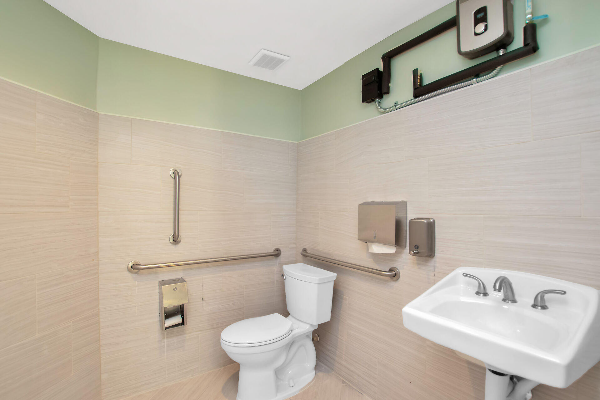 200 Wrenn Street, 509 Property Photo 42