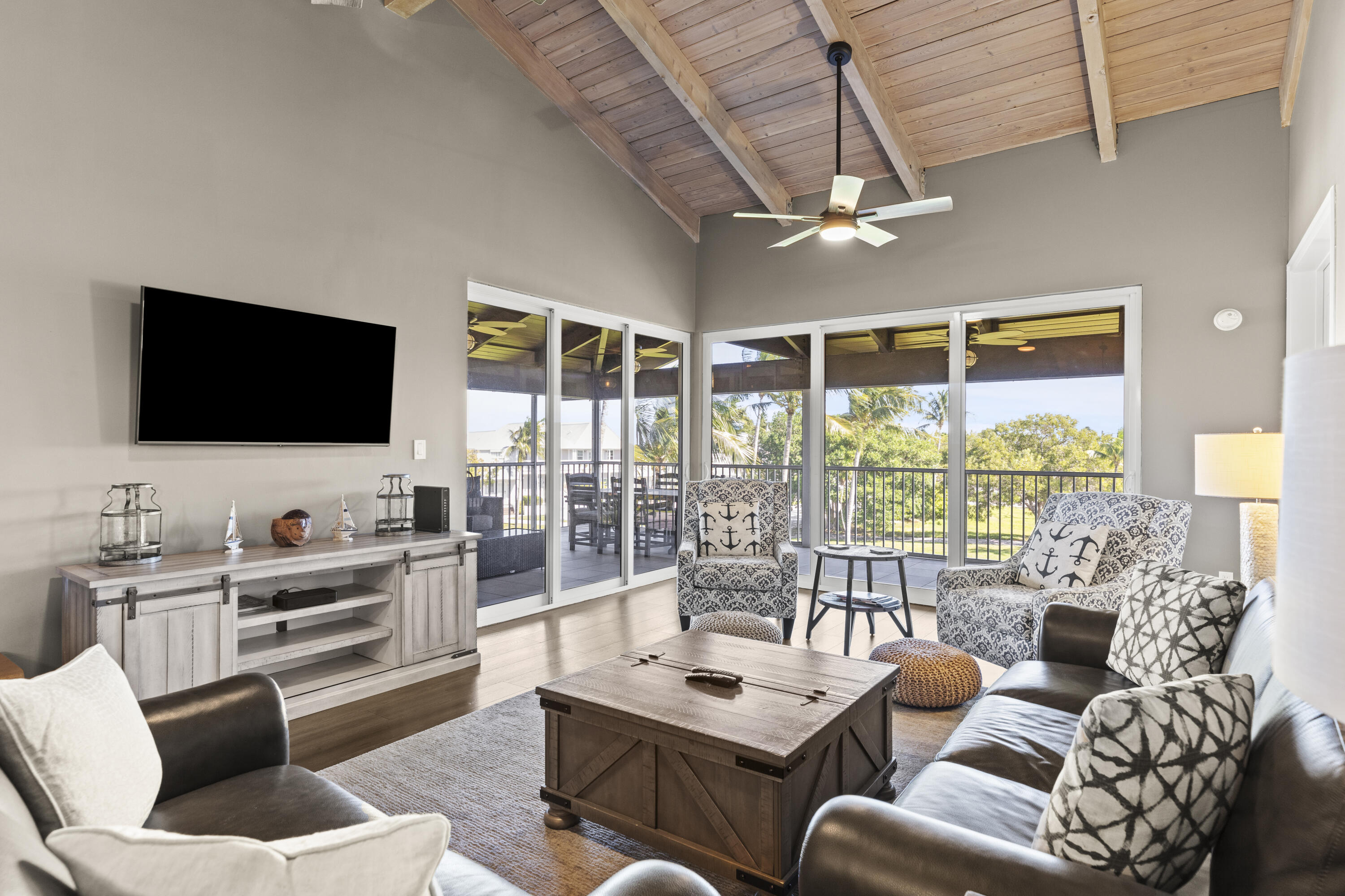 8304 Marina Villa Drive Property Photo 7