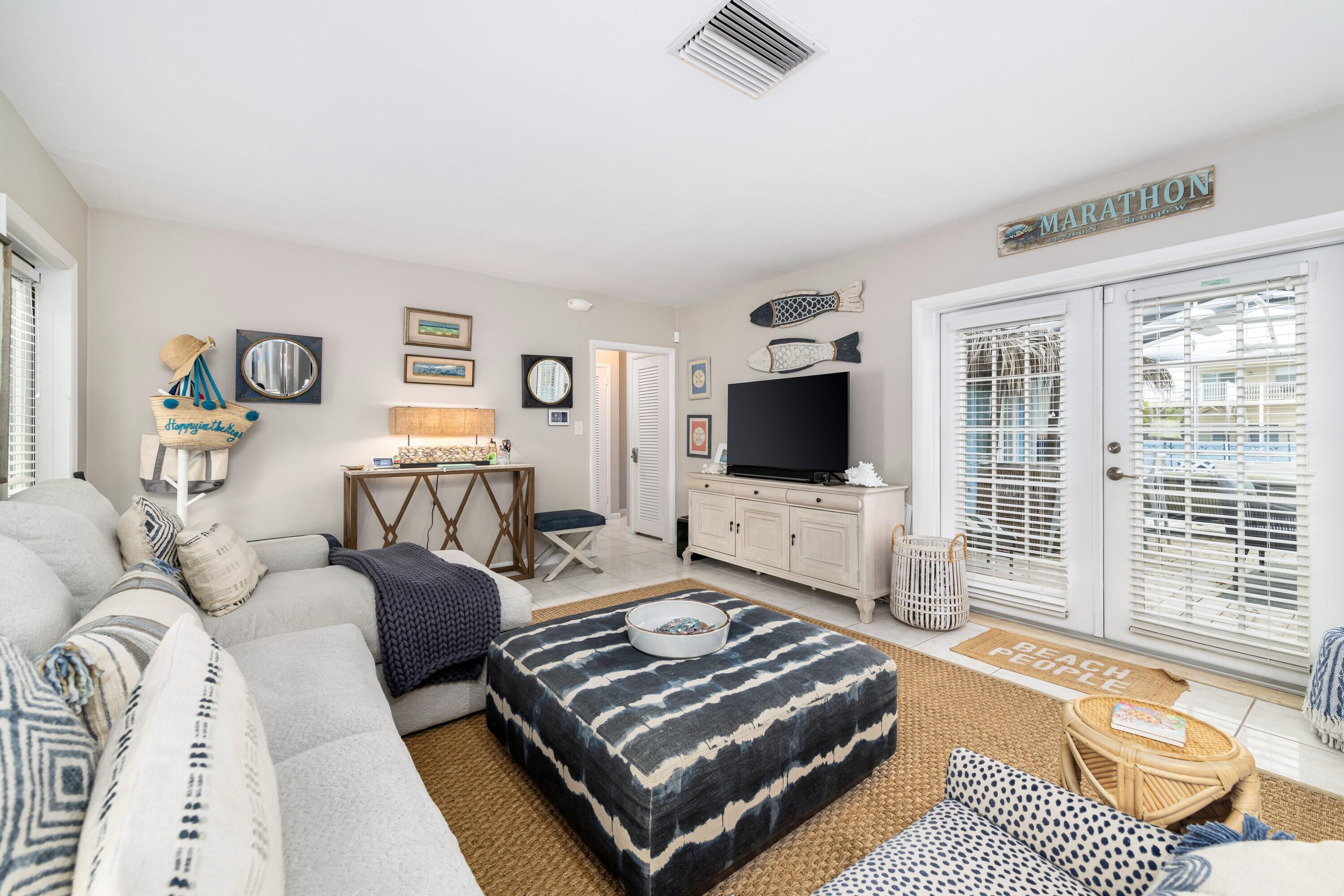 2751 Yellowtail Drive Property Photo 4