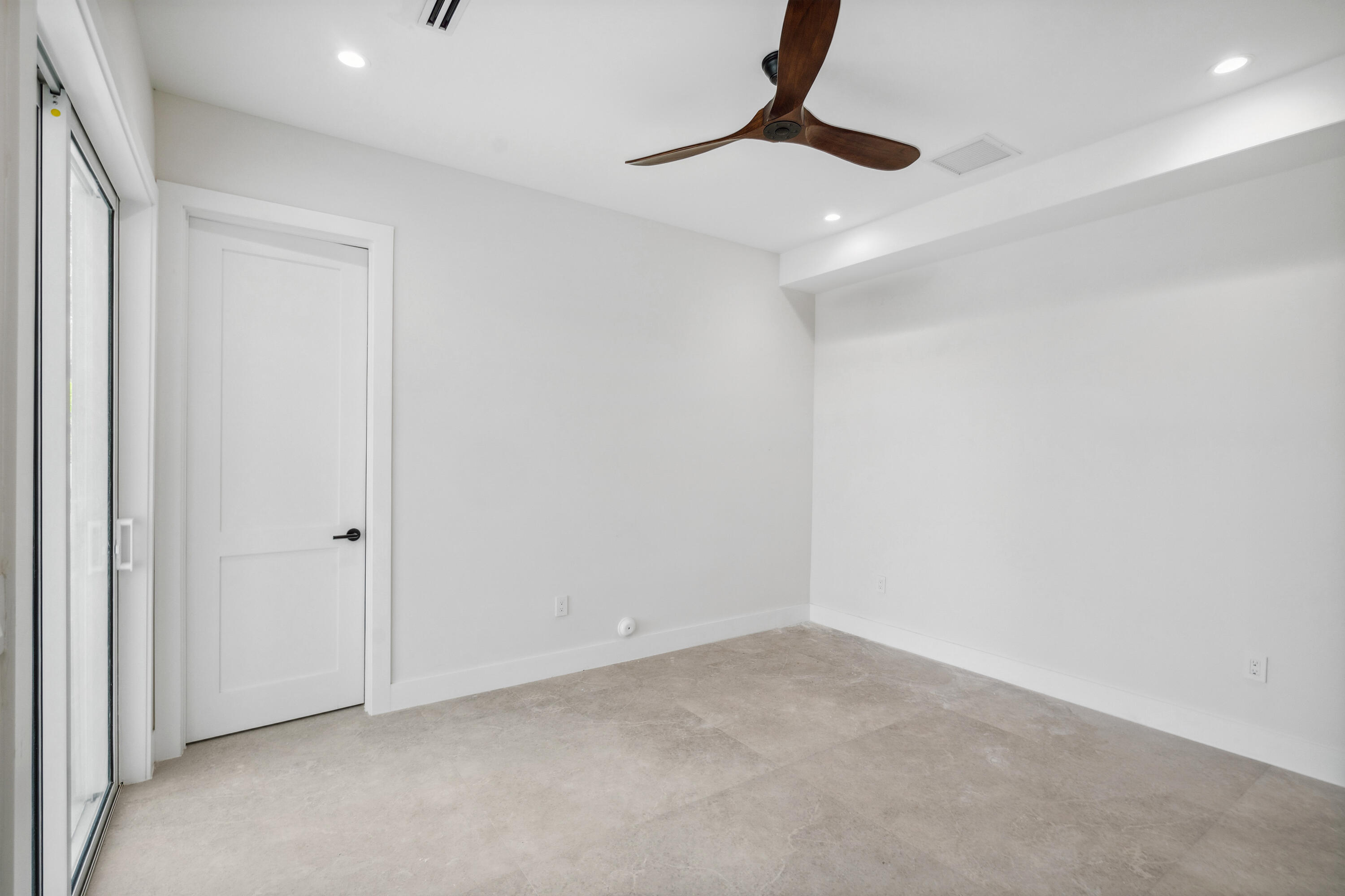 194 Buttonwood Lane Property Photo 27