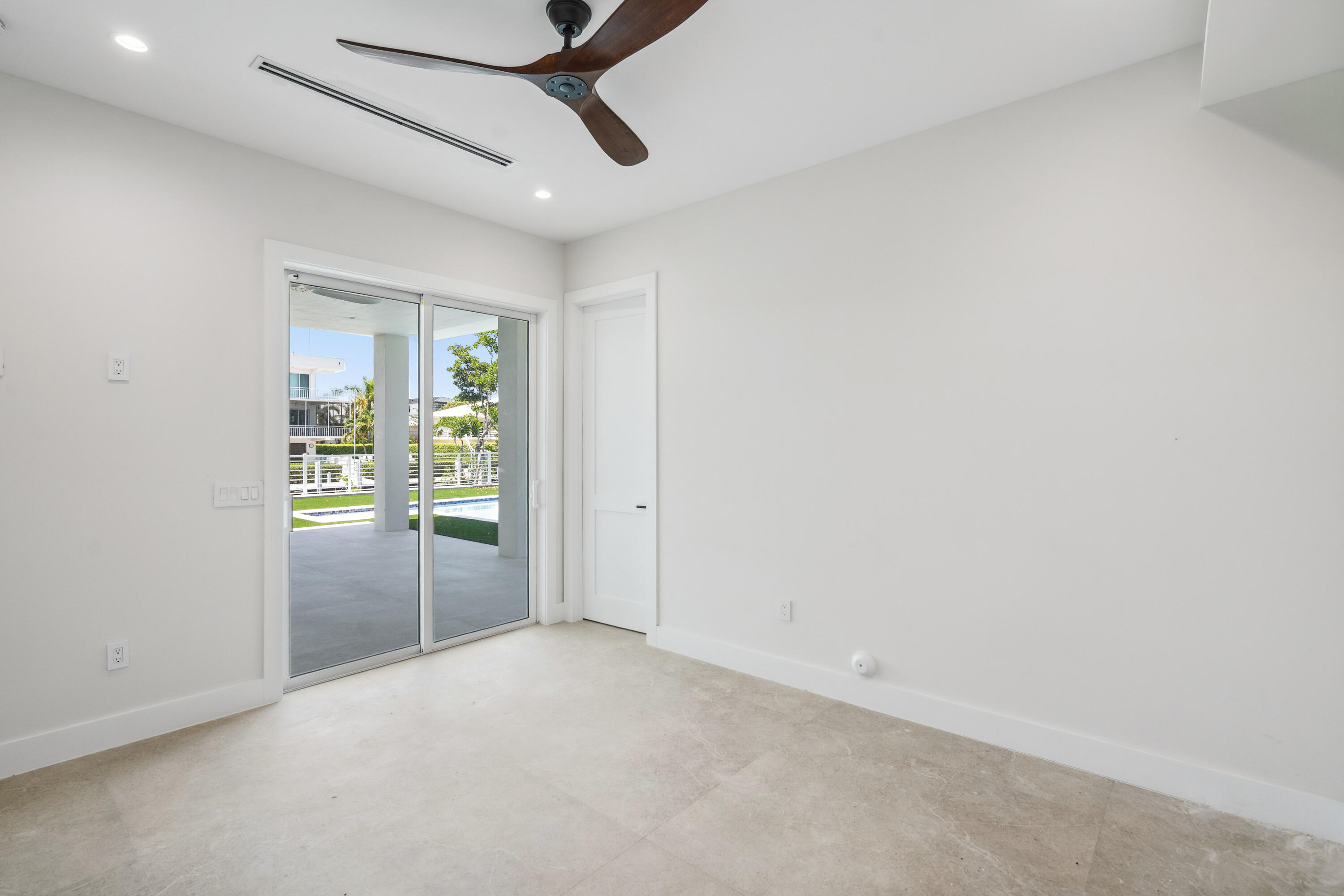194 Buttonwood Lane Property Photo 32