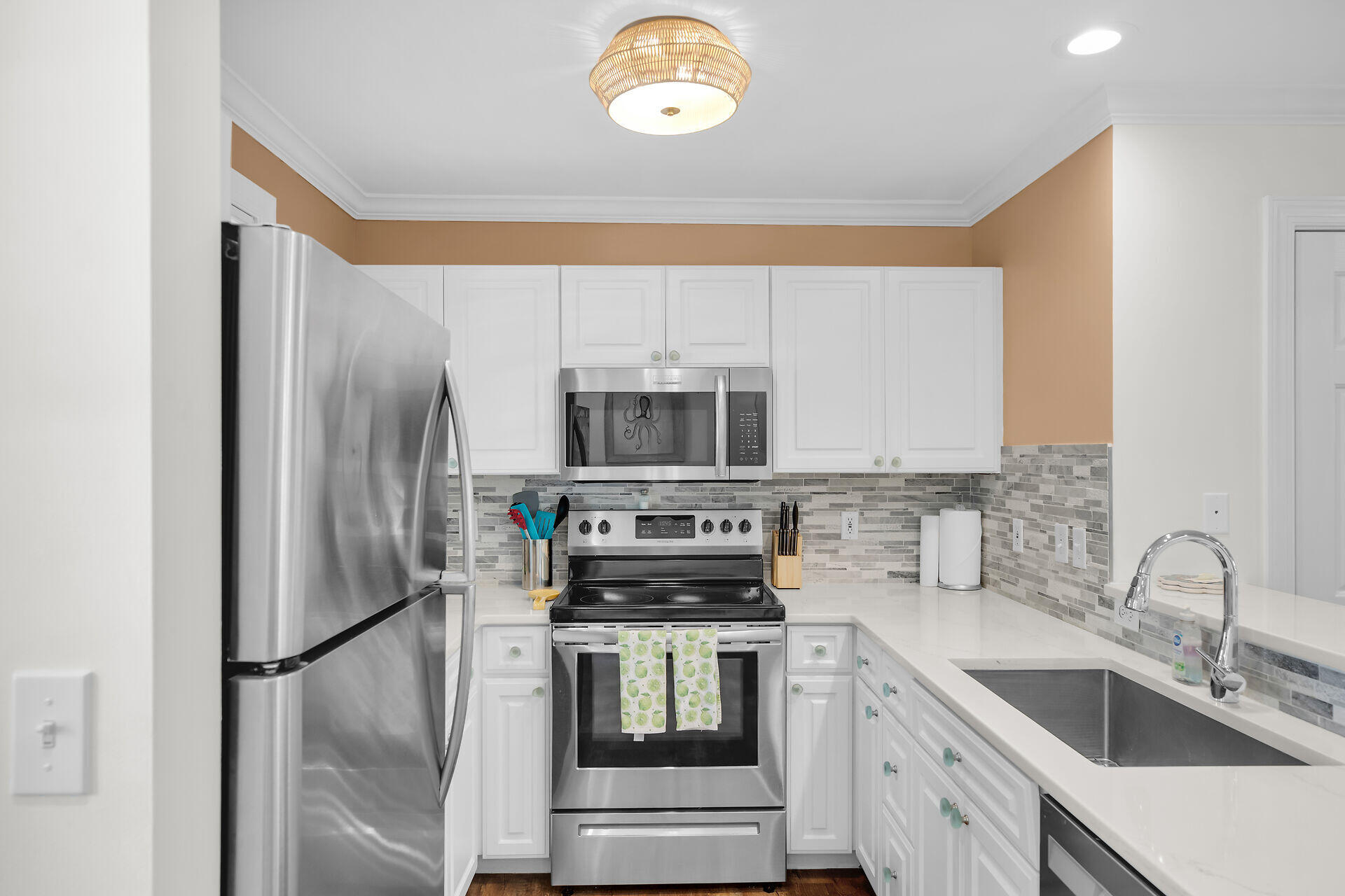 60 Golf Club Drive Property Photo 11
