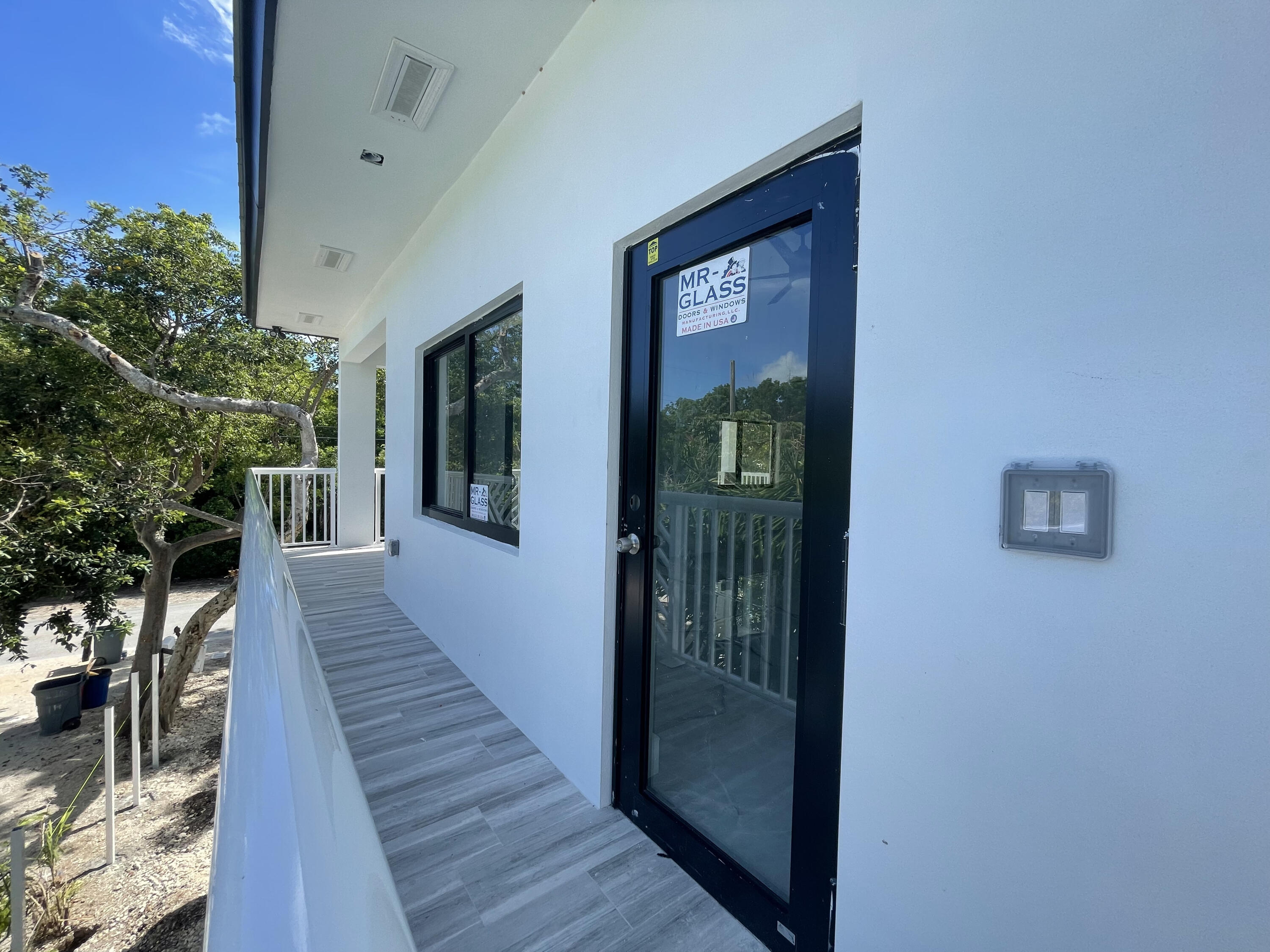 118 Harry Harris Drive Property Photo 6