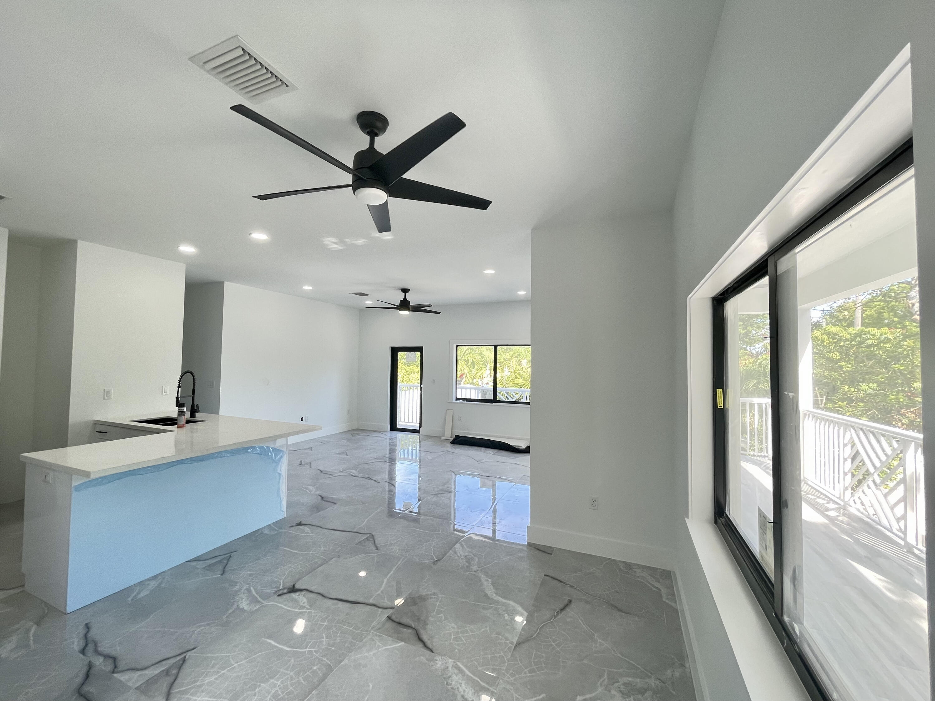 118 Harry Harris Drive Property Photo 14