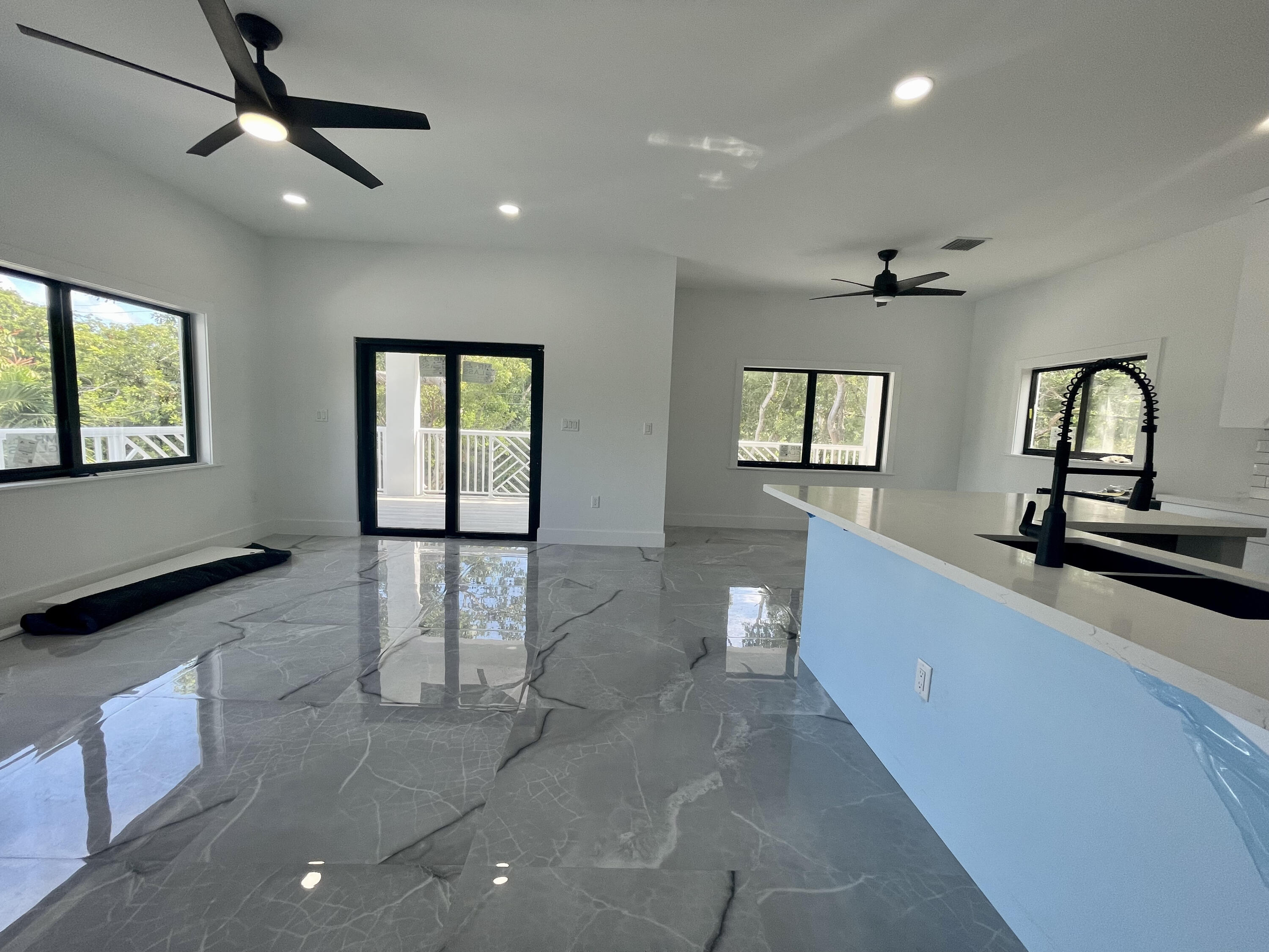 118 Harry Harris Drive Property Photo 15