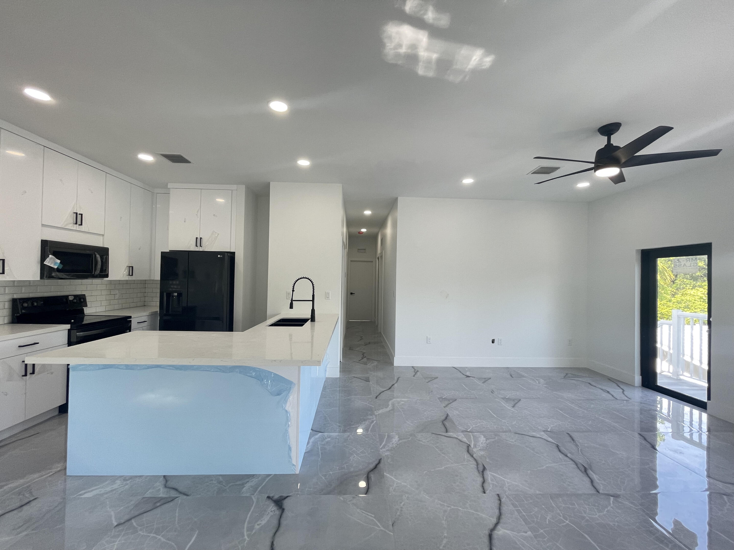 118 Harry Harris Drive Property Photo 21