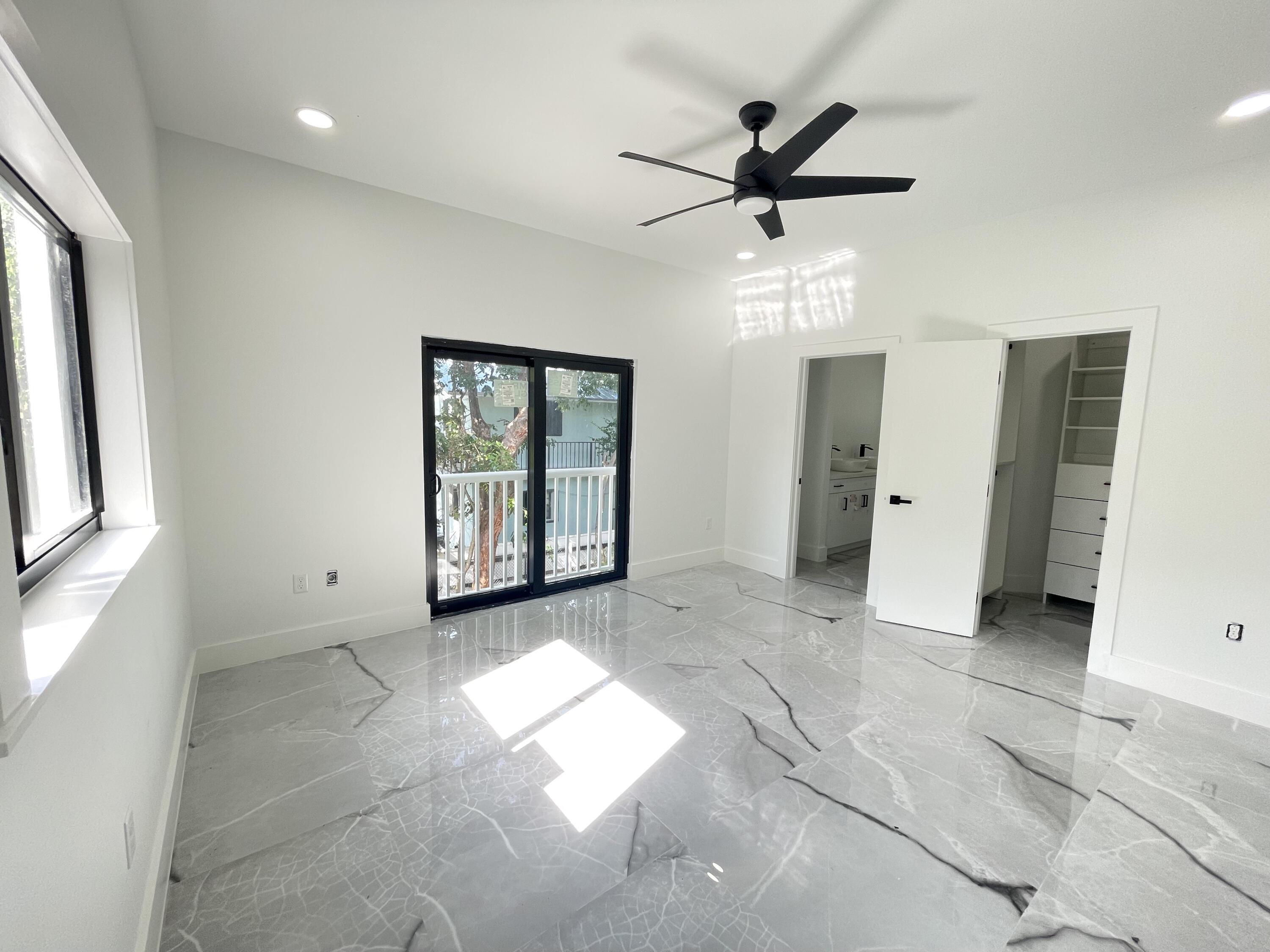 118 Harry Harris Drive Property Photo 25