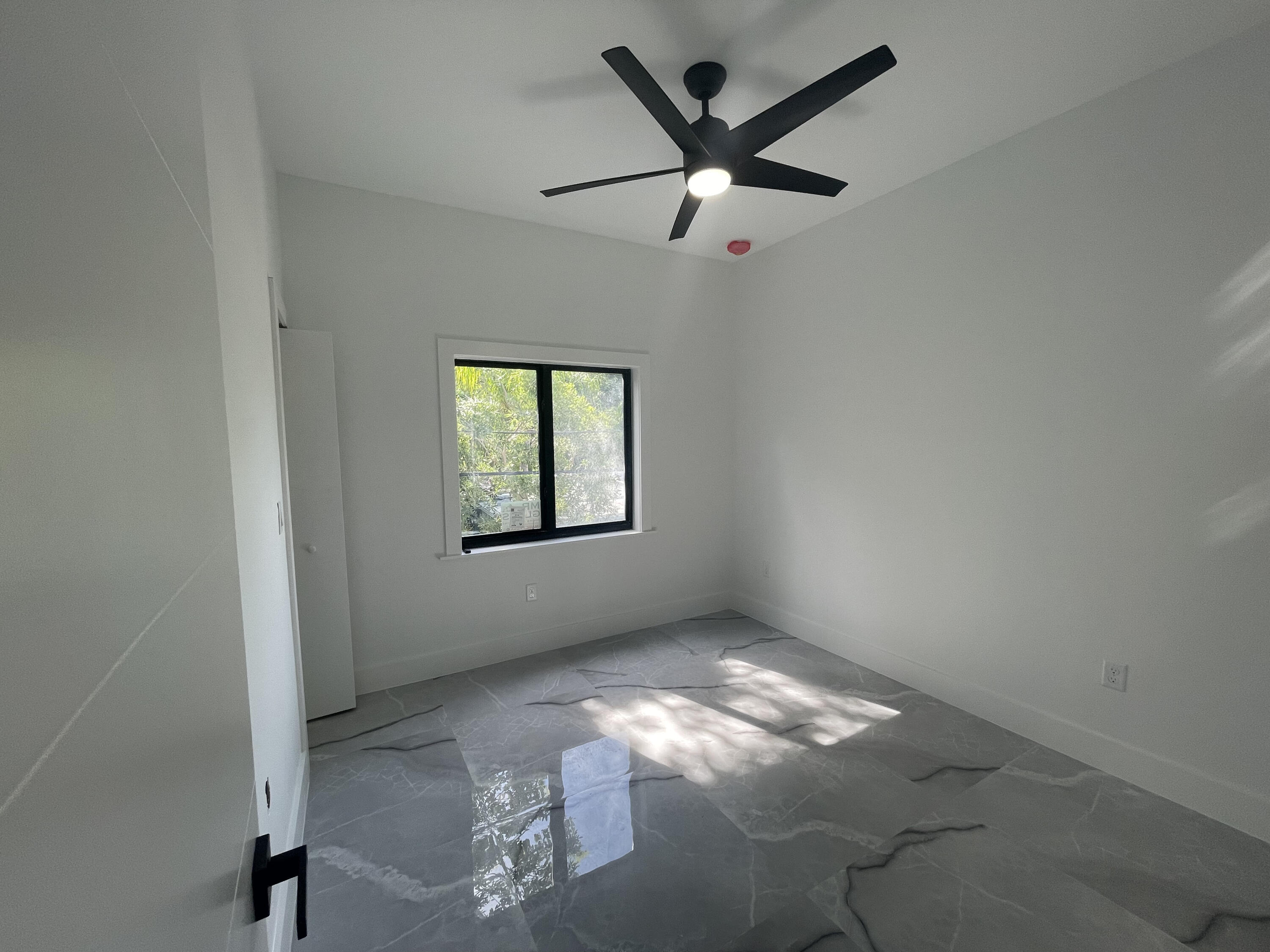 118 Harry Harris Drive Property Photo 30