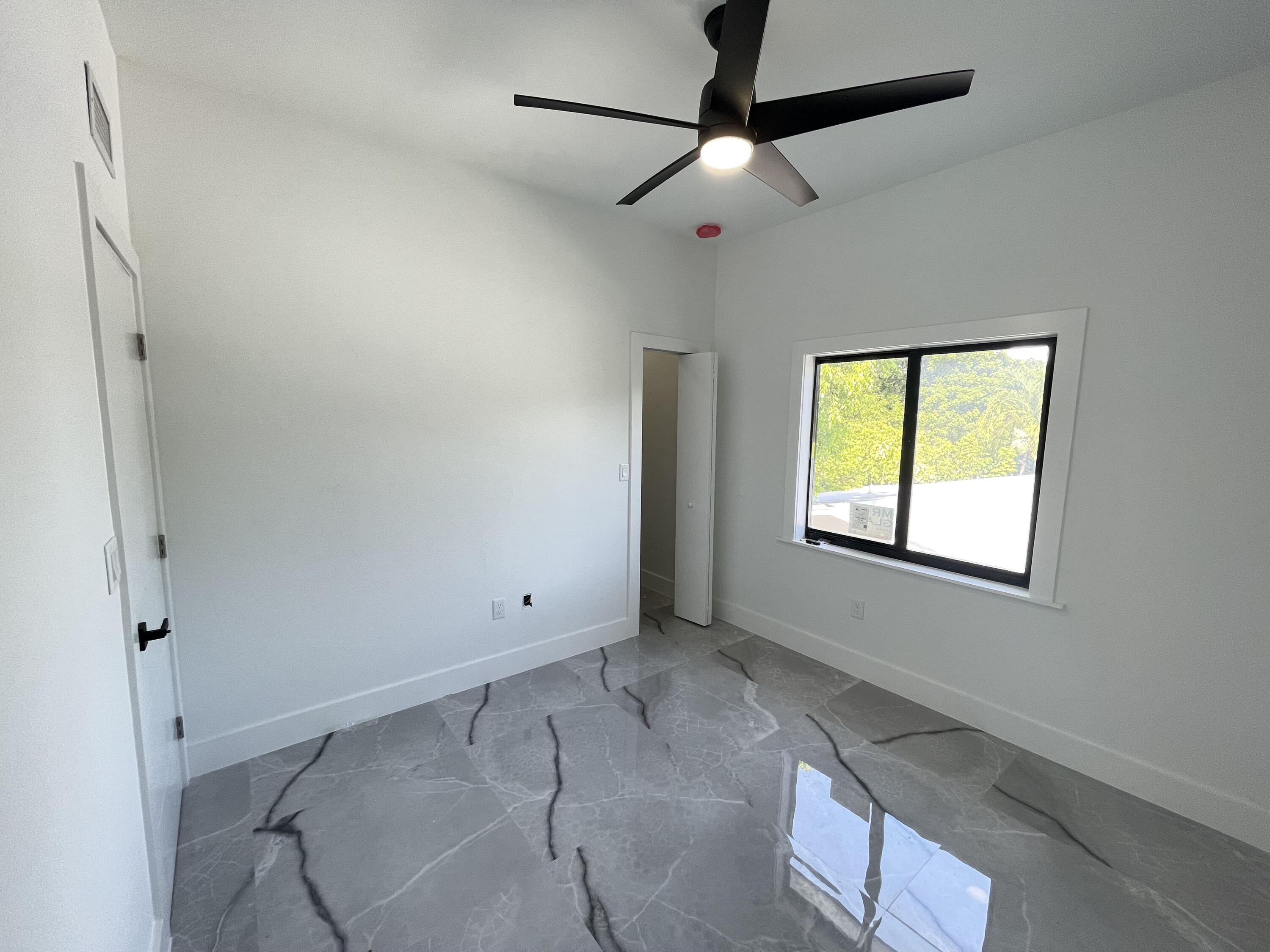 118 Harry Harris Drive Property Photo 34