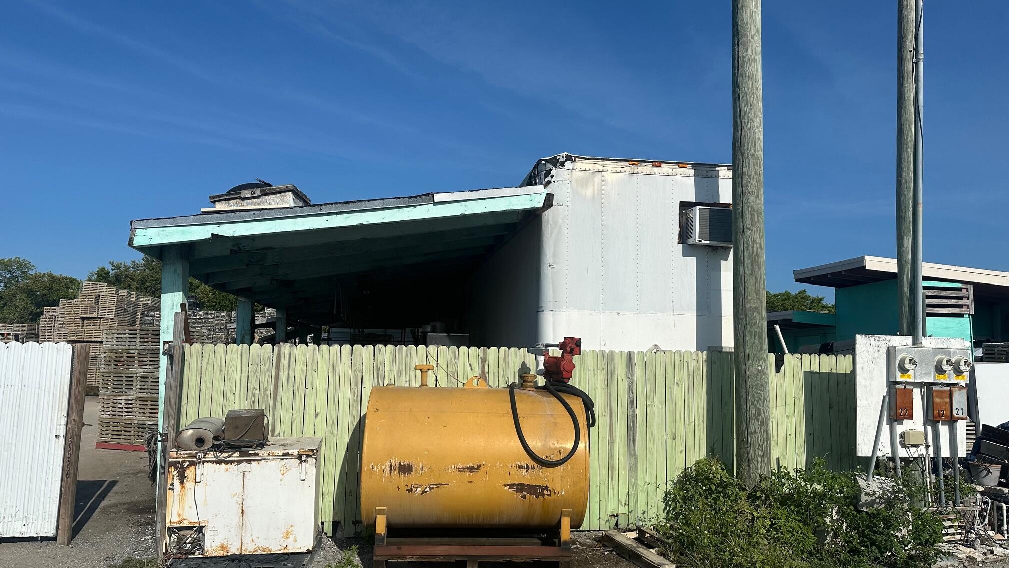 351 20th St, Marathon Property Photo 6