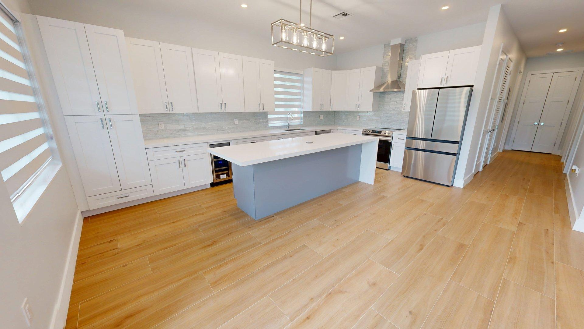 1027 Snapper Lane Property Photo 4