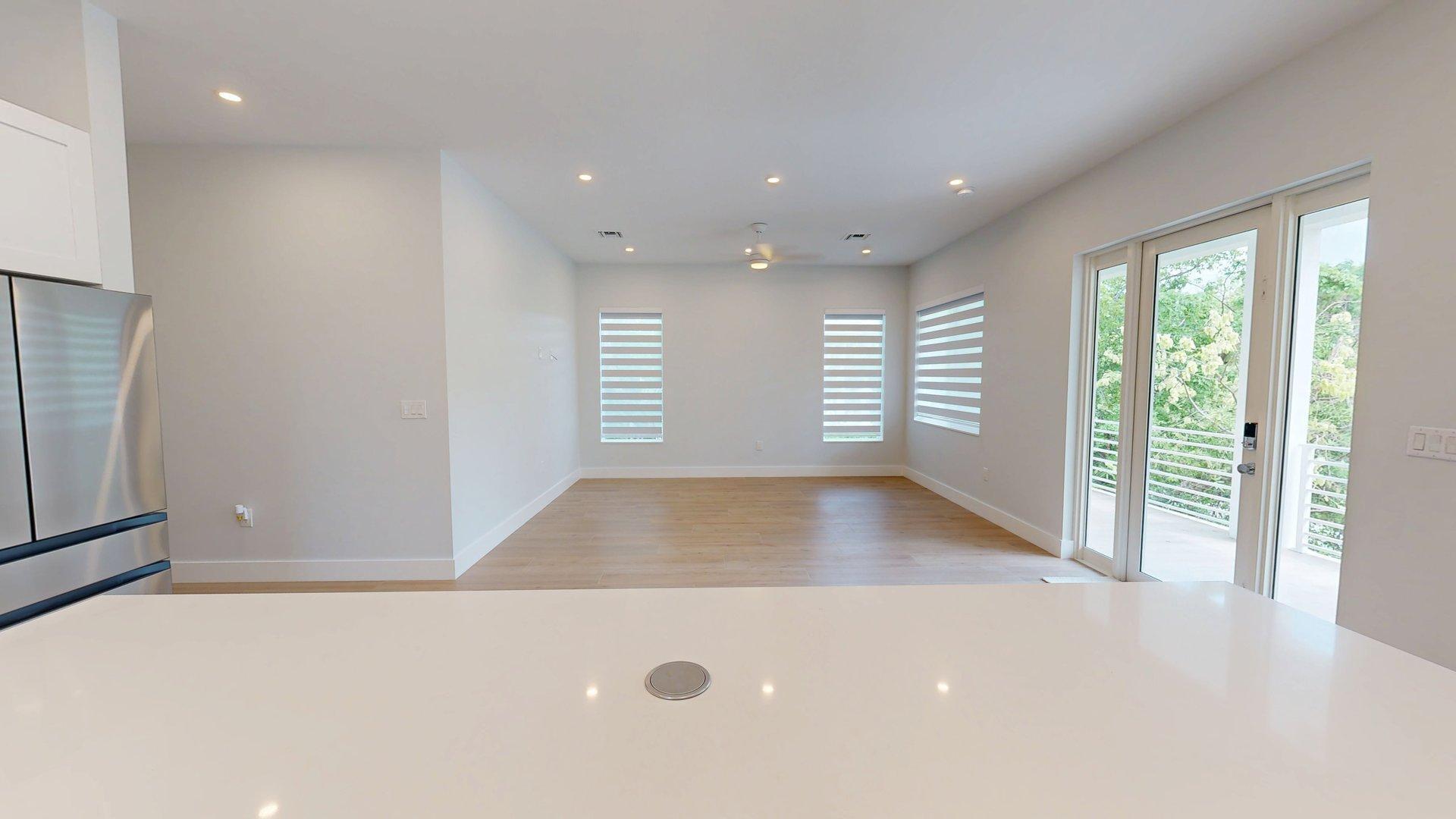 1027 Snapper Lane Property Photo 6