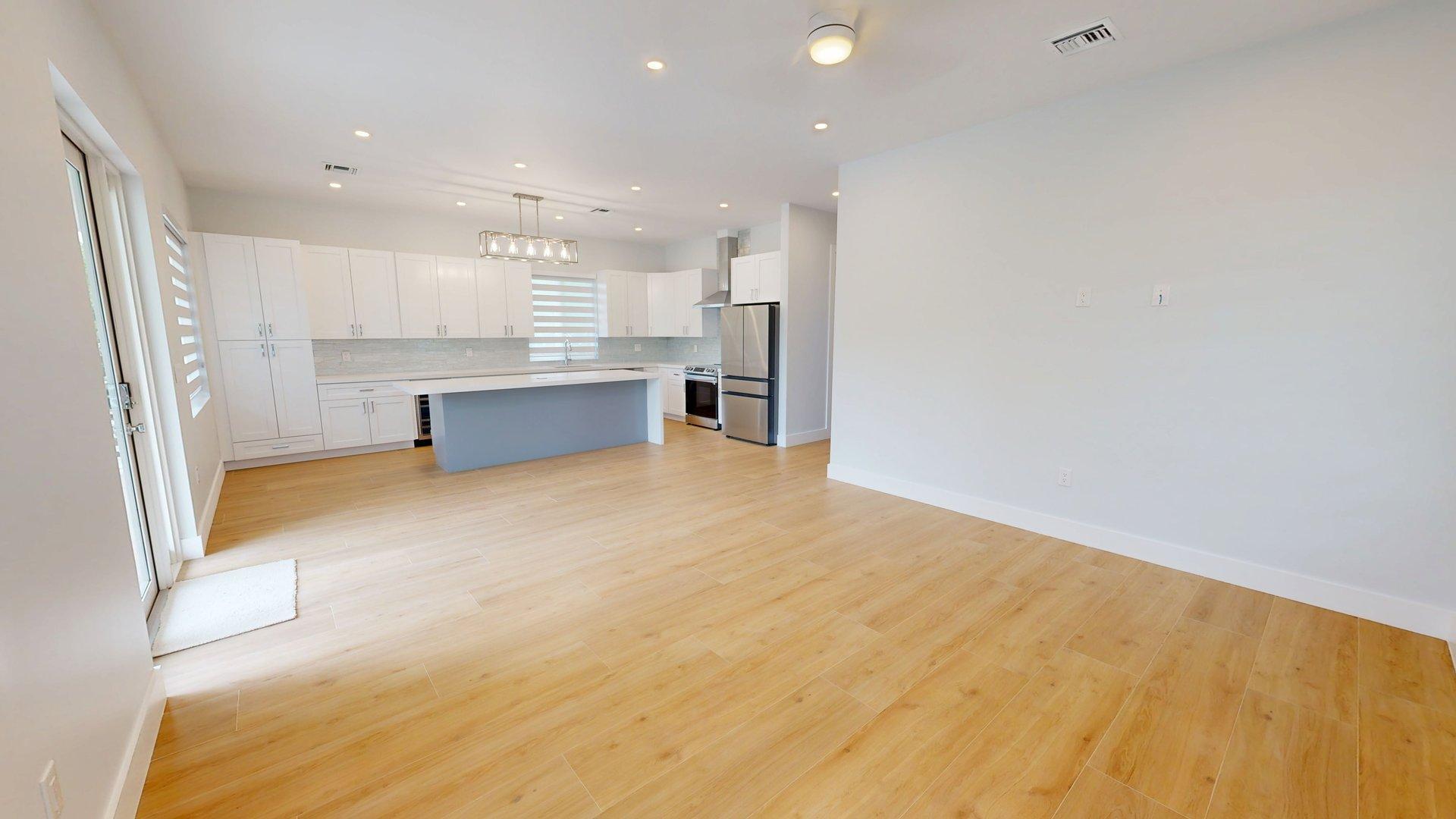 1027 Snapper Lane Property Photo 9