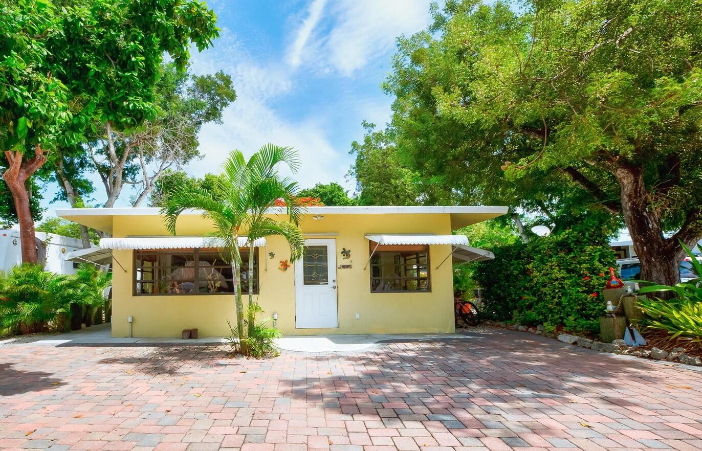 101620 Overseas Highway, 5n Property Photo 1
