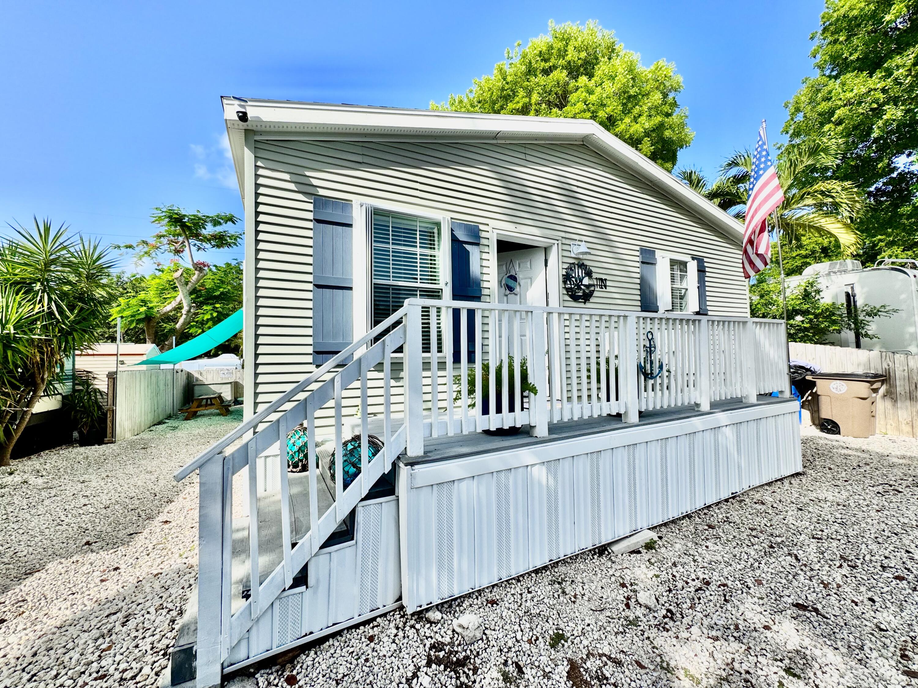 101620 Overseas Highway, 11n Property Photo 3