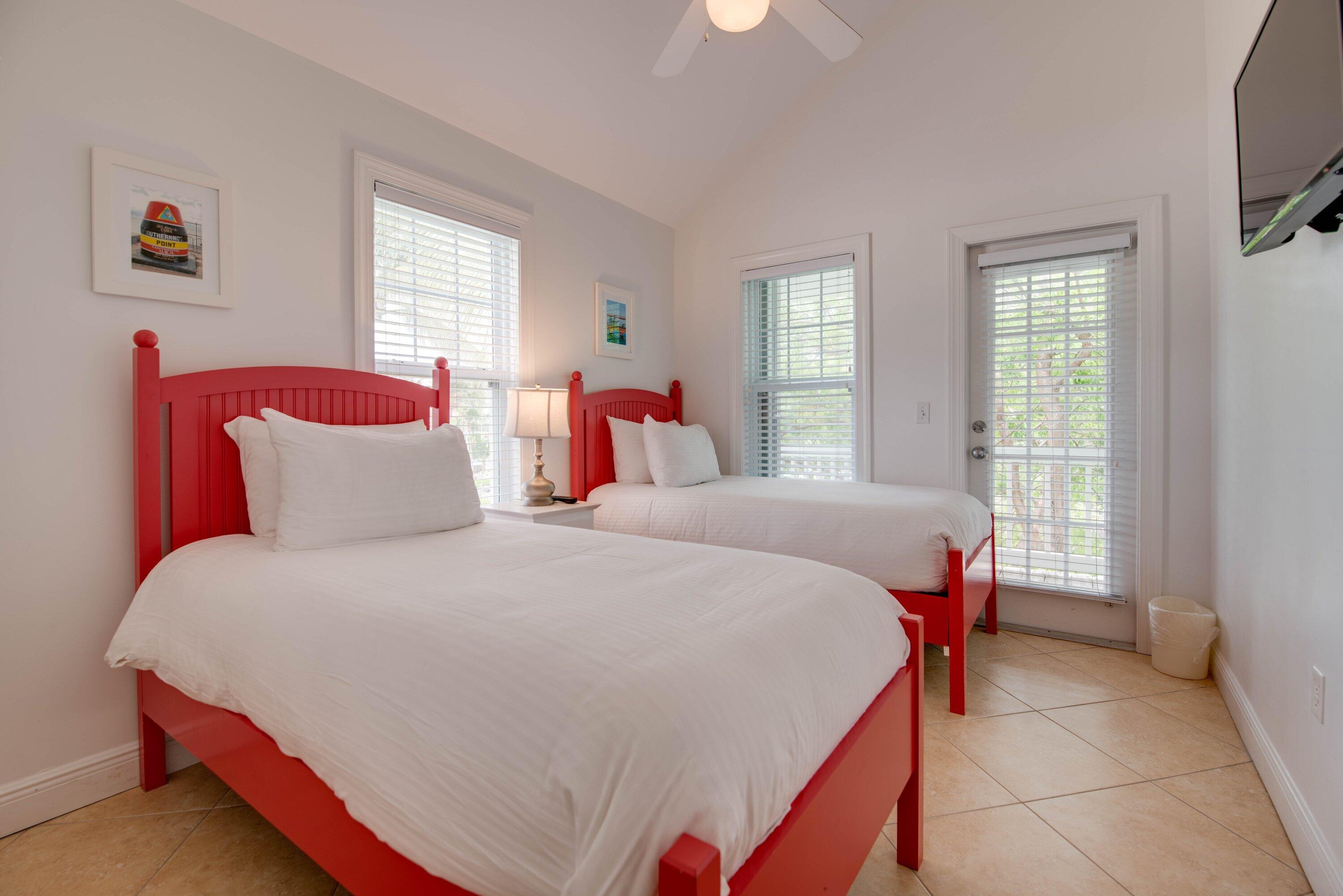 2600 Overseas Highway, 5 Property Photo 23