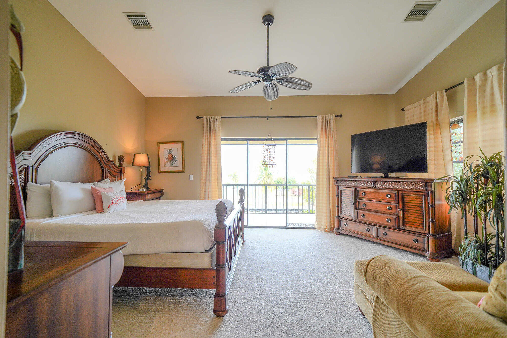 564 Sombrero Beach Road Property Photo 22